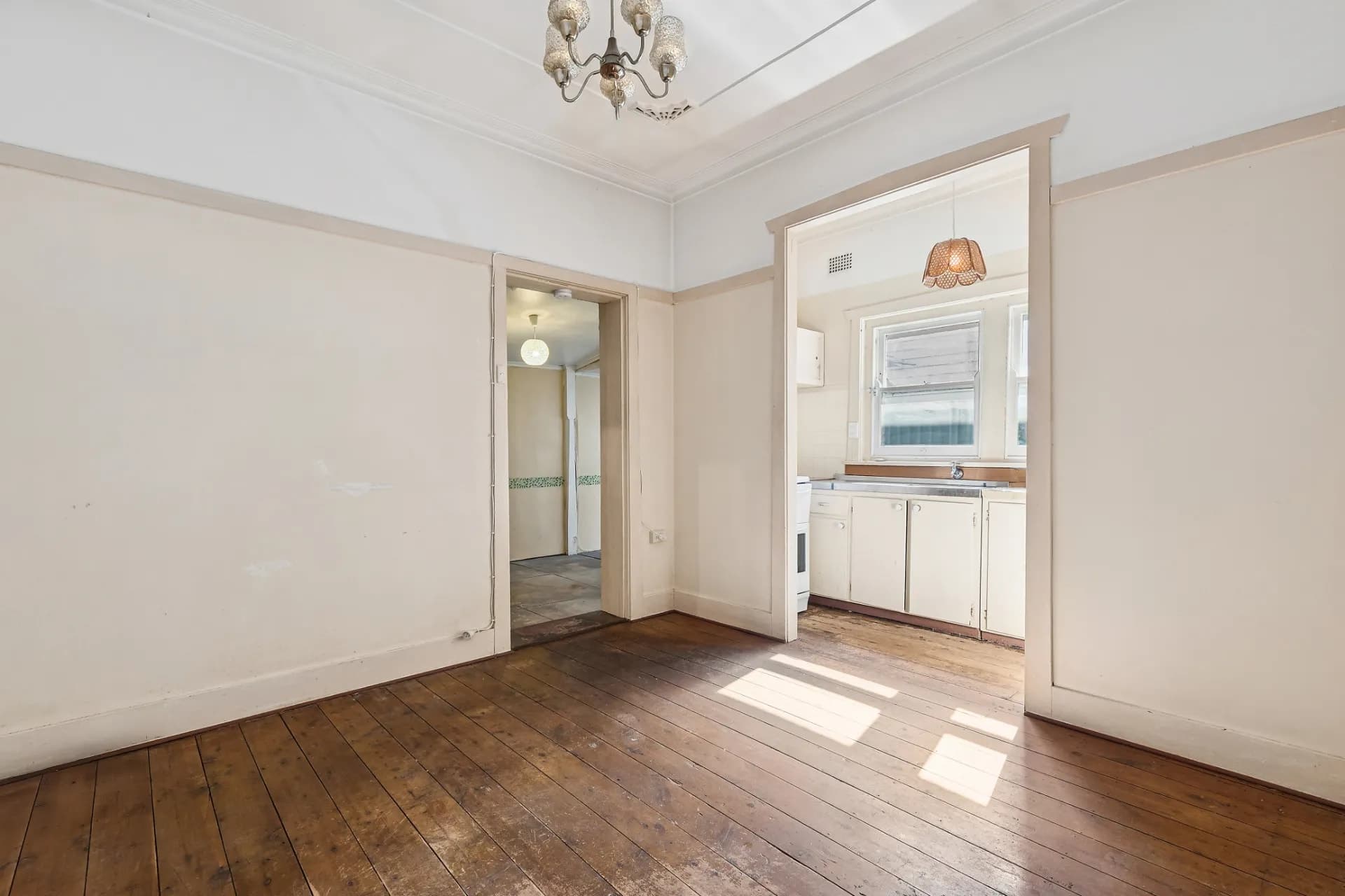 17 Garfield Street, Carlton - Thumbnail 7