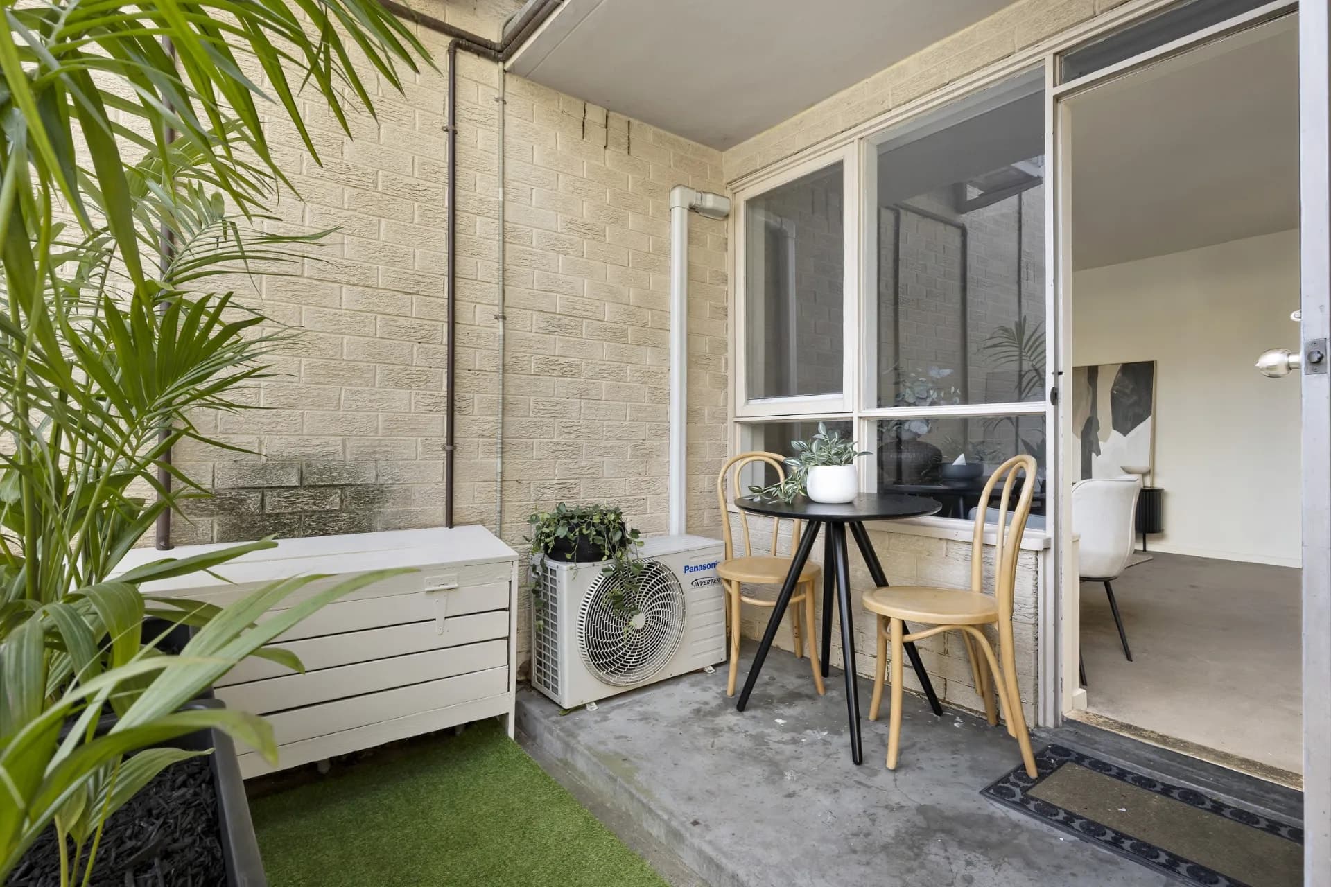 2/23 Warley Road, Malvern East., Malvern East - Thumbnail 3