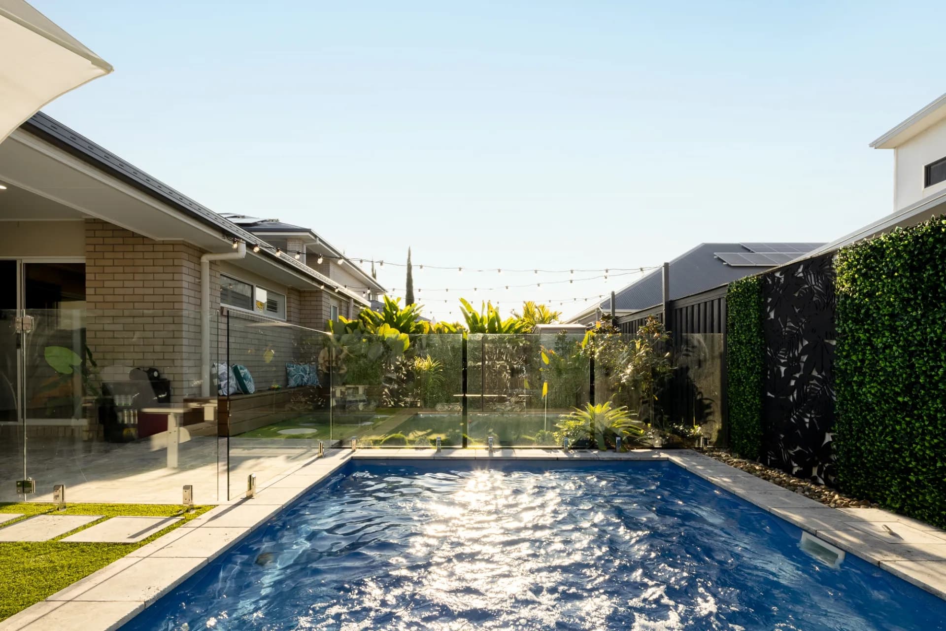 8 Voyage Street, Newport - Thumbnail 4