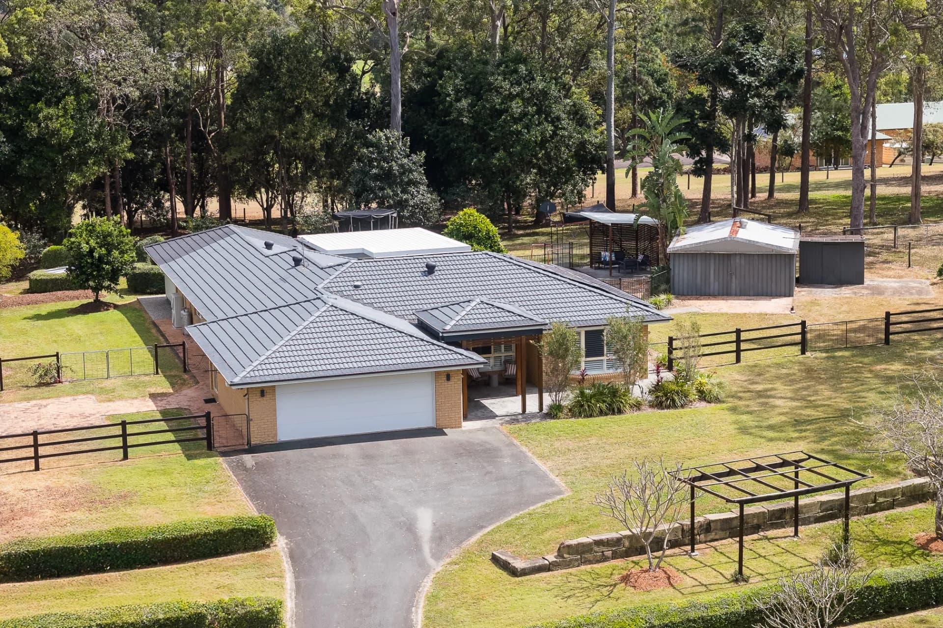 10 Narrien Court, Samford Village., Samford Village - Image 1