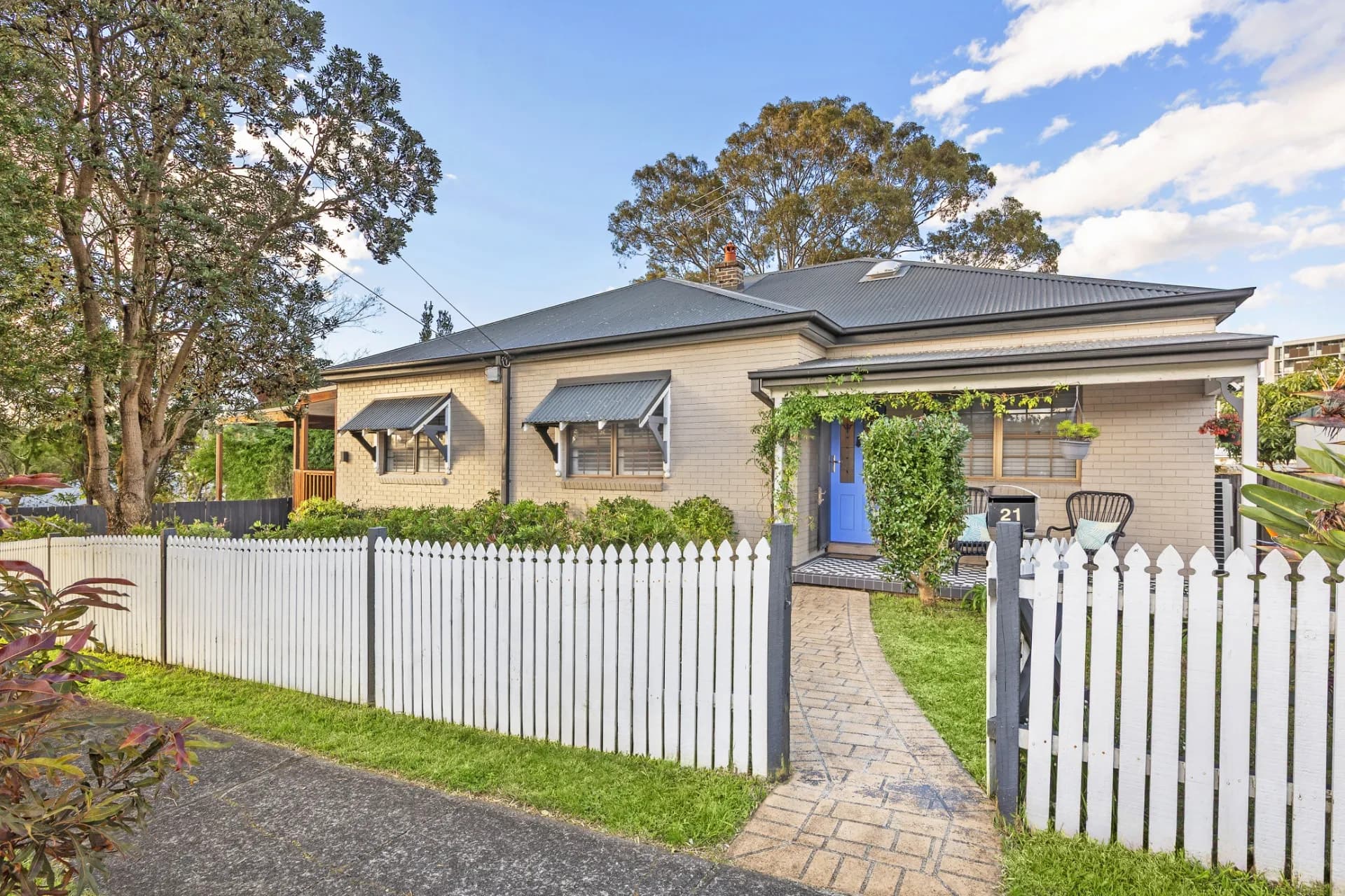 21 Western Crescent, Gladesville - Image 1
