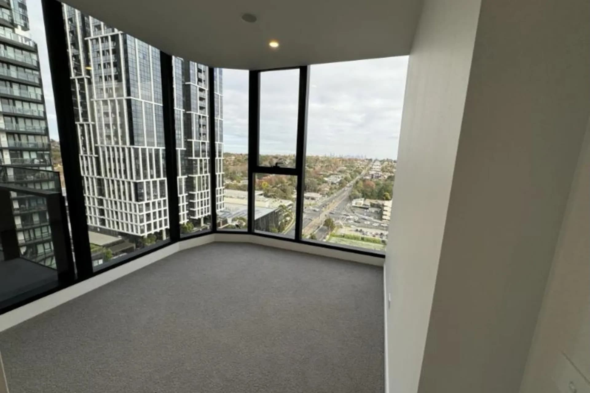 1108A/845 Whitehorse Road, Box Hill., Box Hill - Thumbnail 7