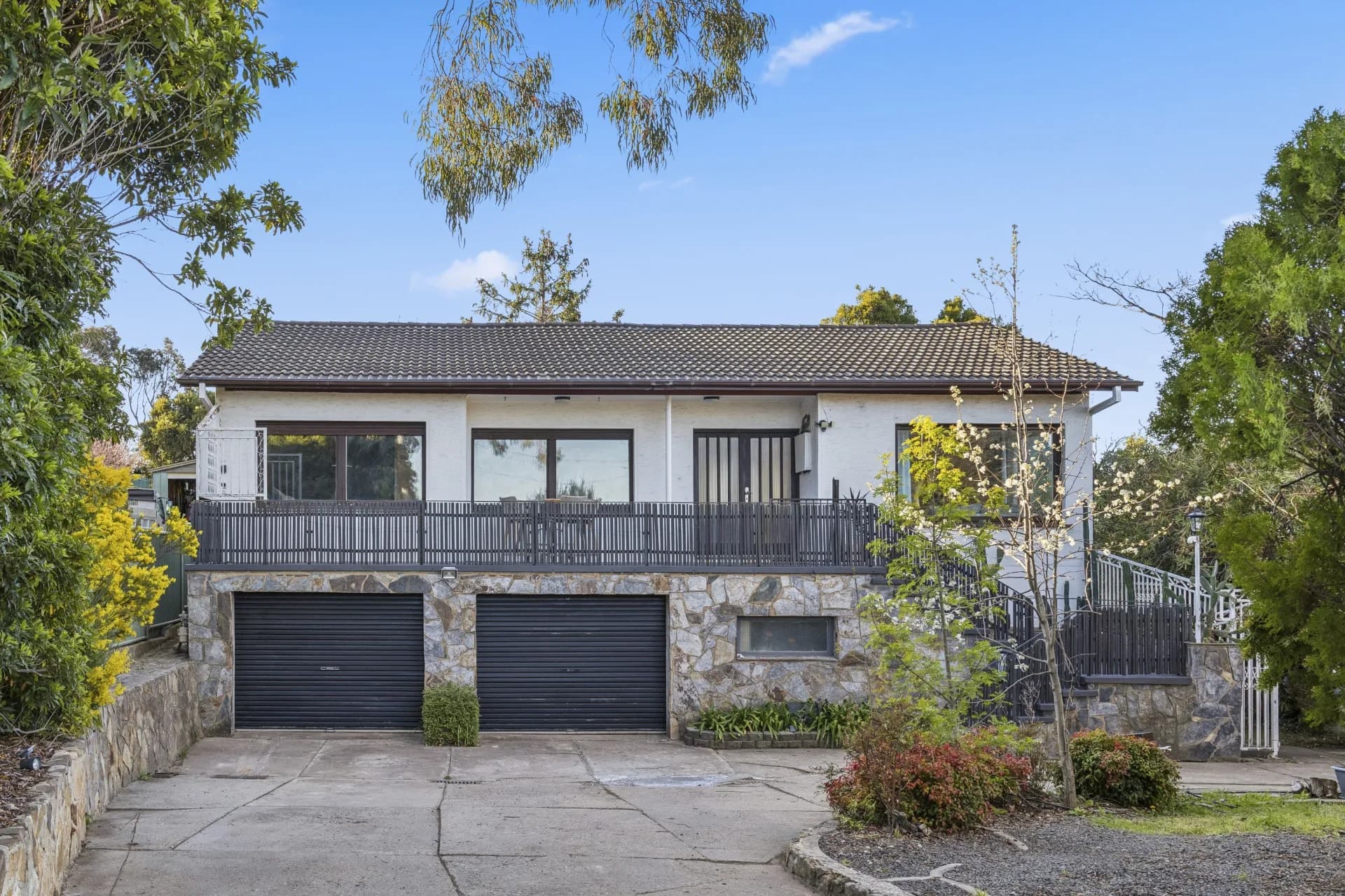 52 Gilmore Place, Queanbeyan., Queanbeyan - Image 1