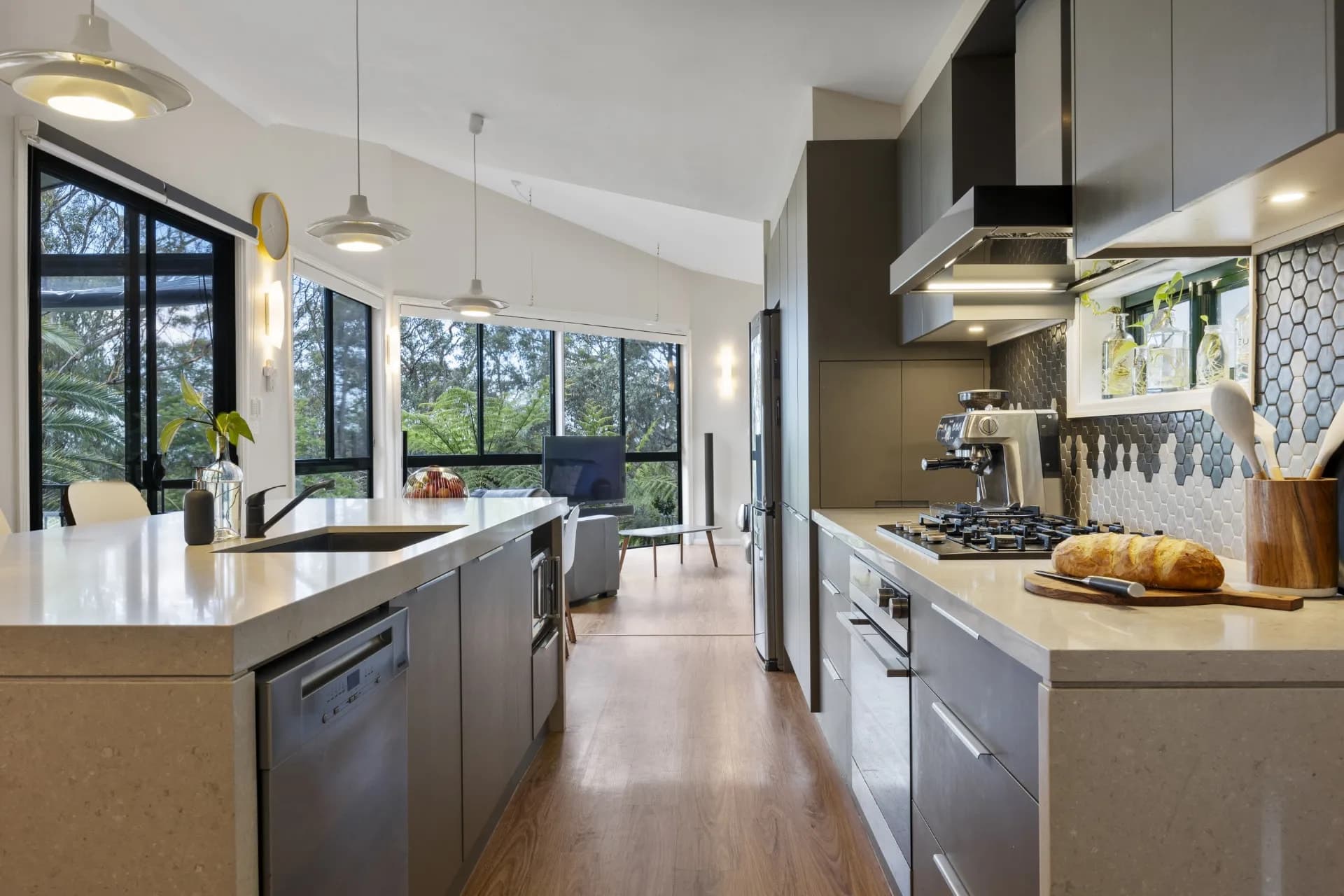 105 Emu Plains Road, Mount Riverview., Mount Riverview - Thumbnail 2