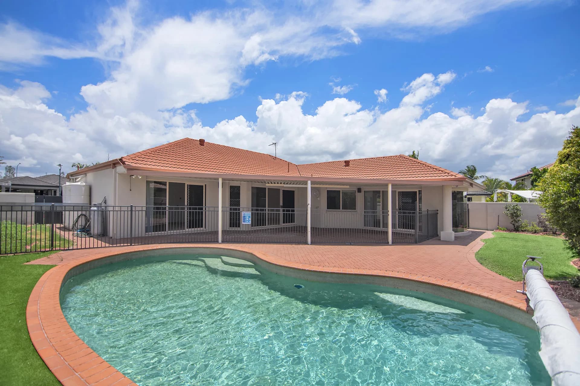 52 Audrey Avenue, Helensvale, Helensvale - Image 1