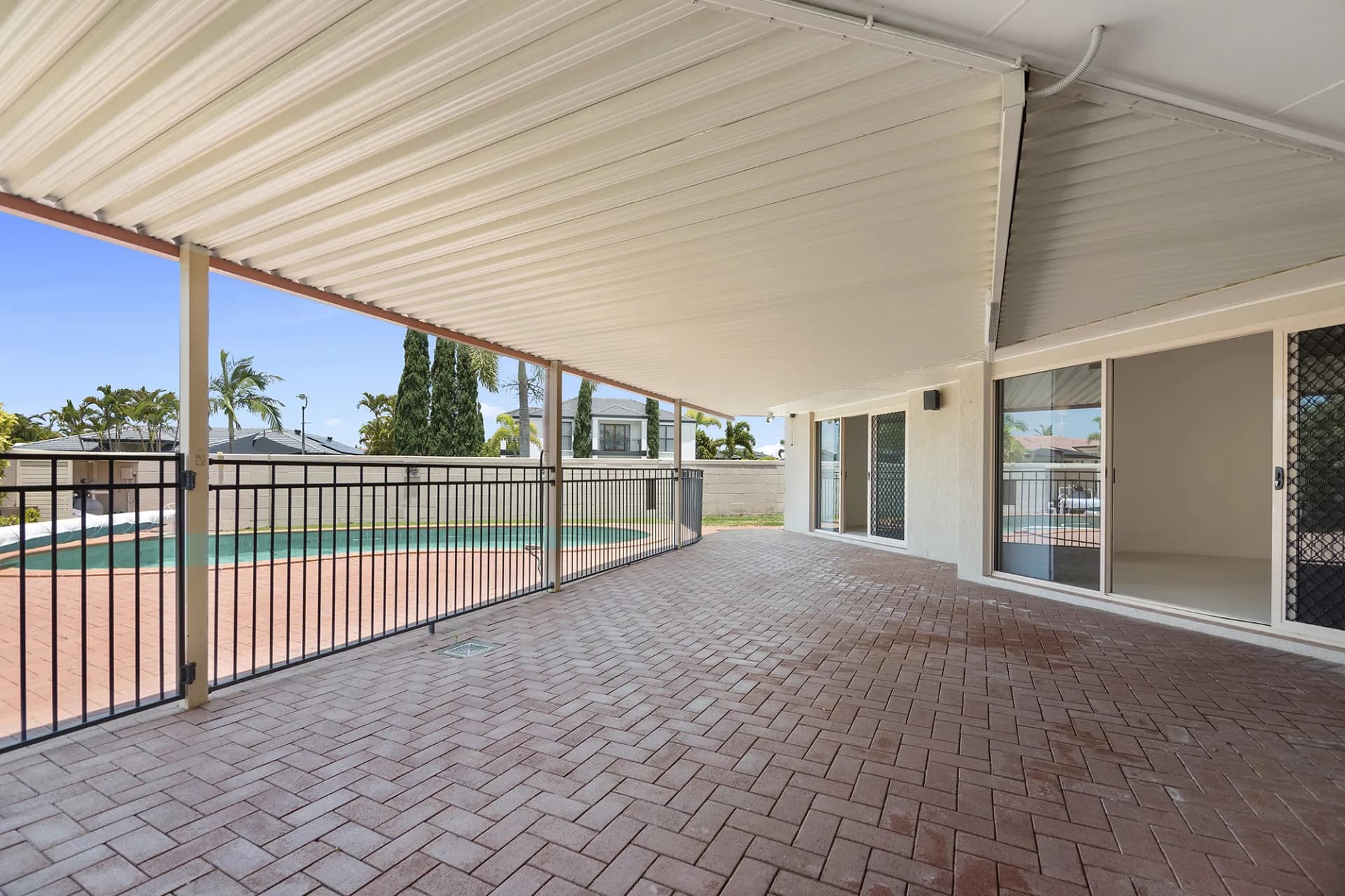 52 Audrey Avenue, Helensvale, Helensvale - Thumbnail 5