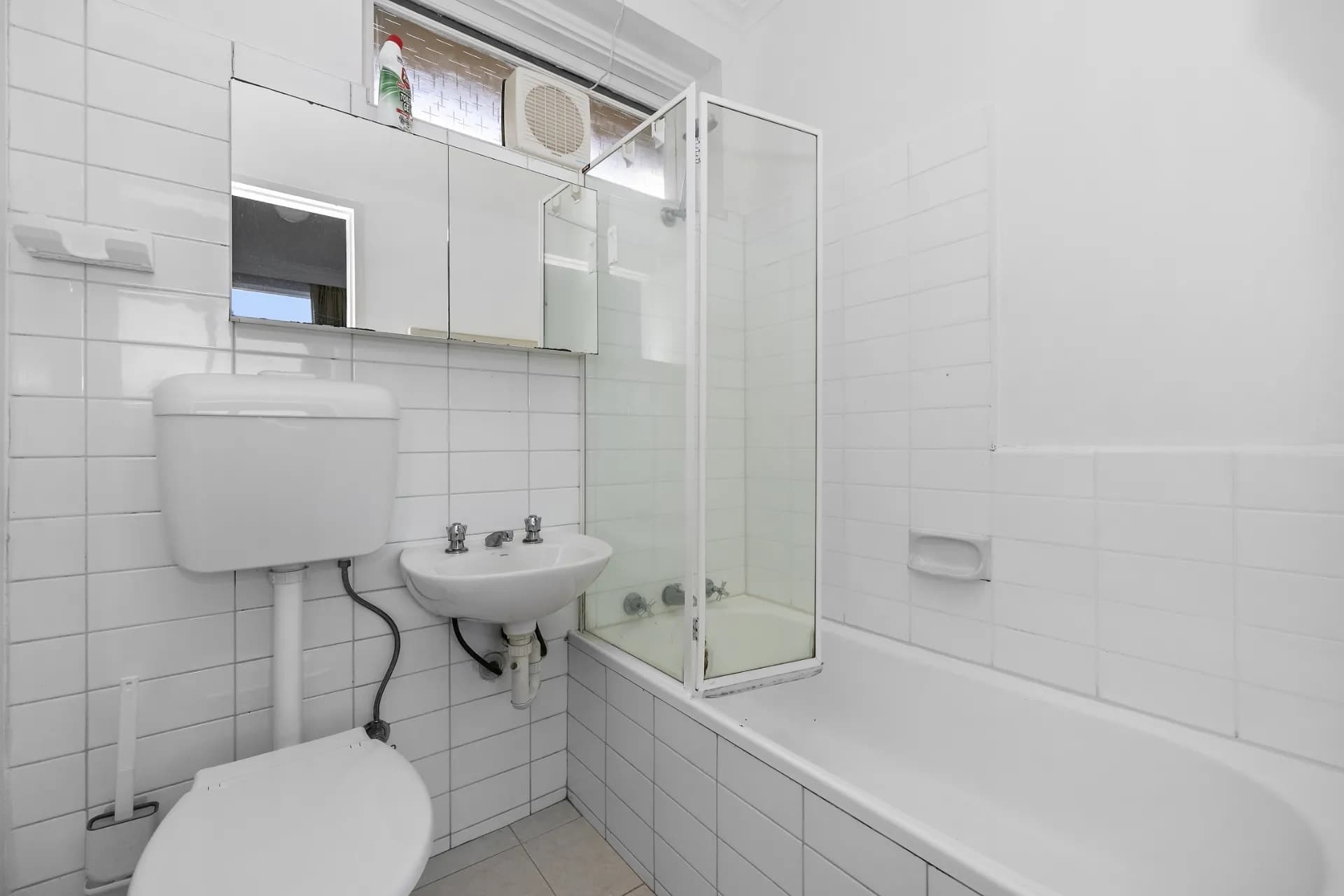 18/50 Carlisle Street, St Kilda - Thumbnail 4