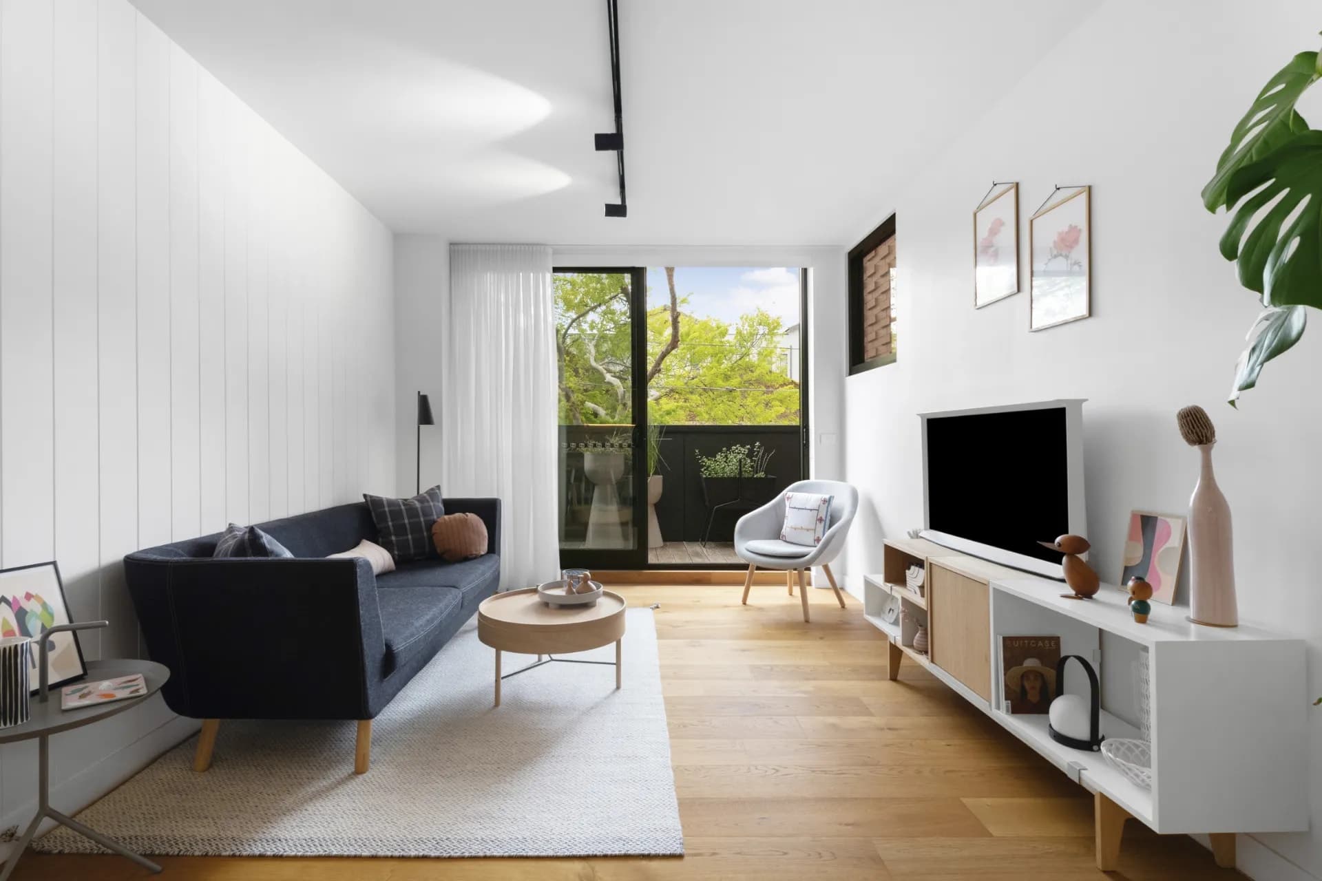 1/52 Clyde Street, Thornbury - Image 1