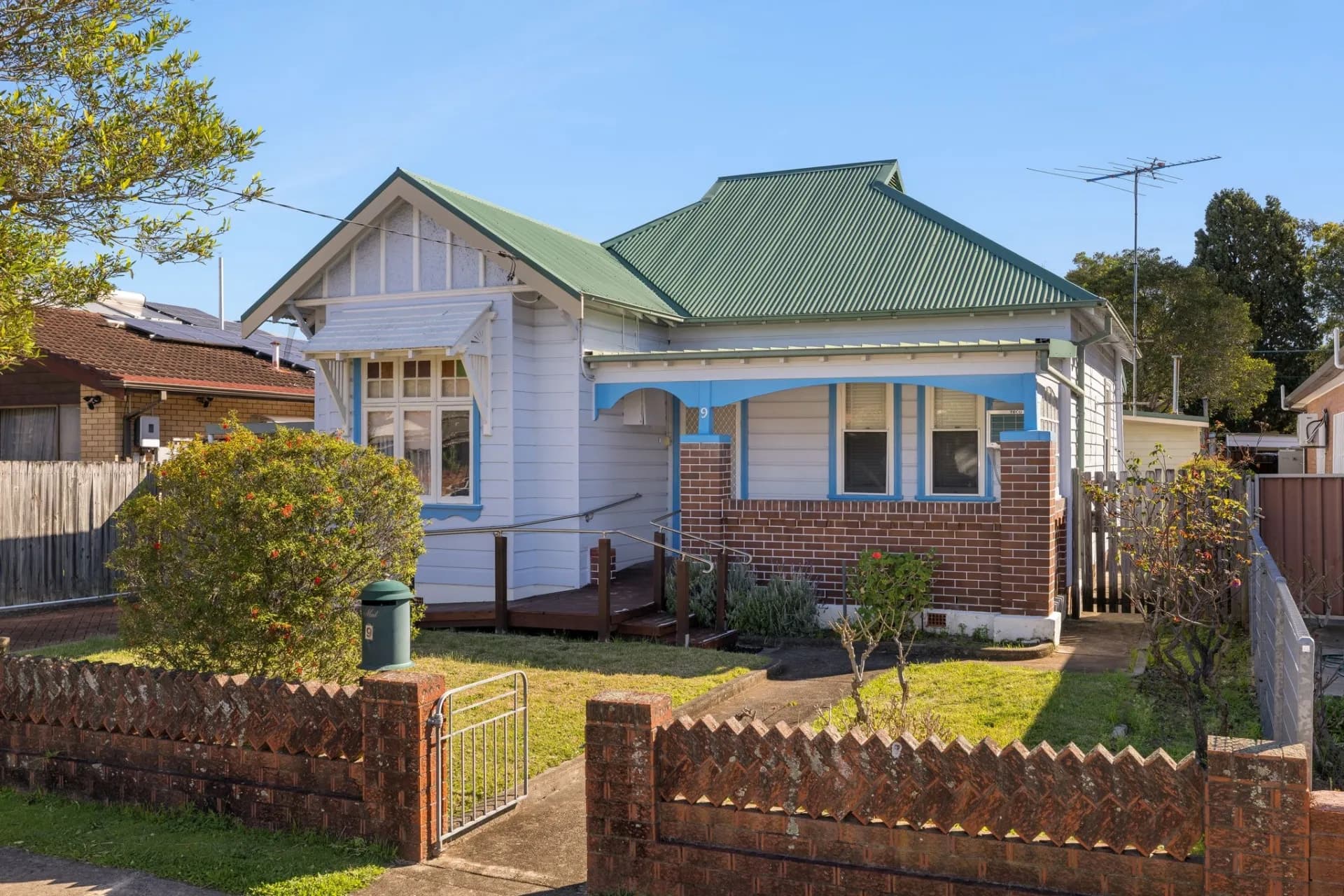9 Robinson Street, Croydon., Croydon - Image 1