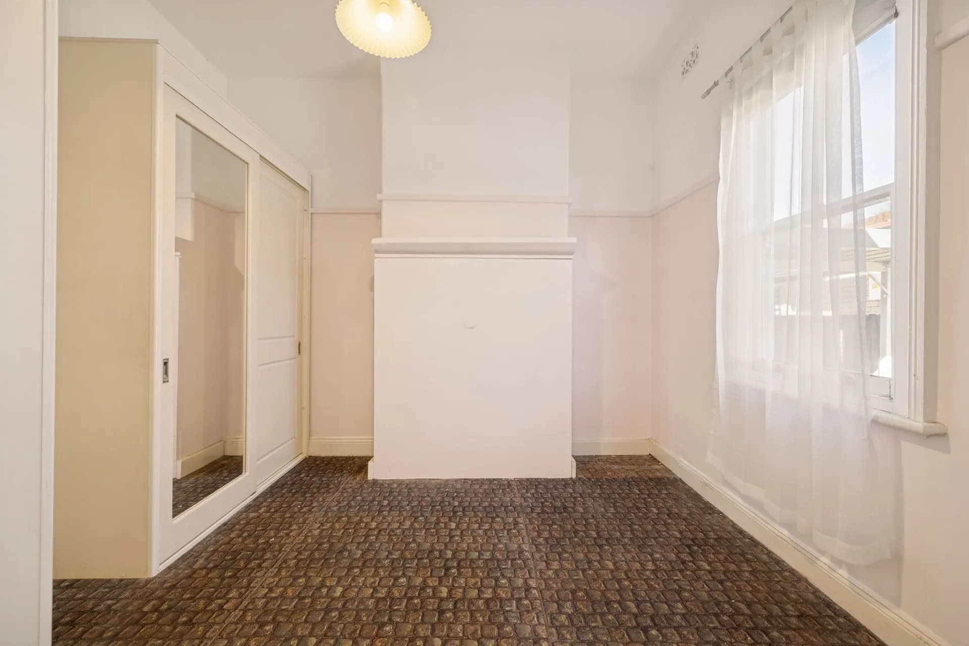 9 Robinson Street, Croydon., Croydon - Thumbnail 5