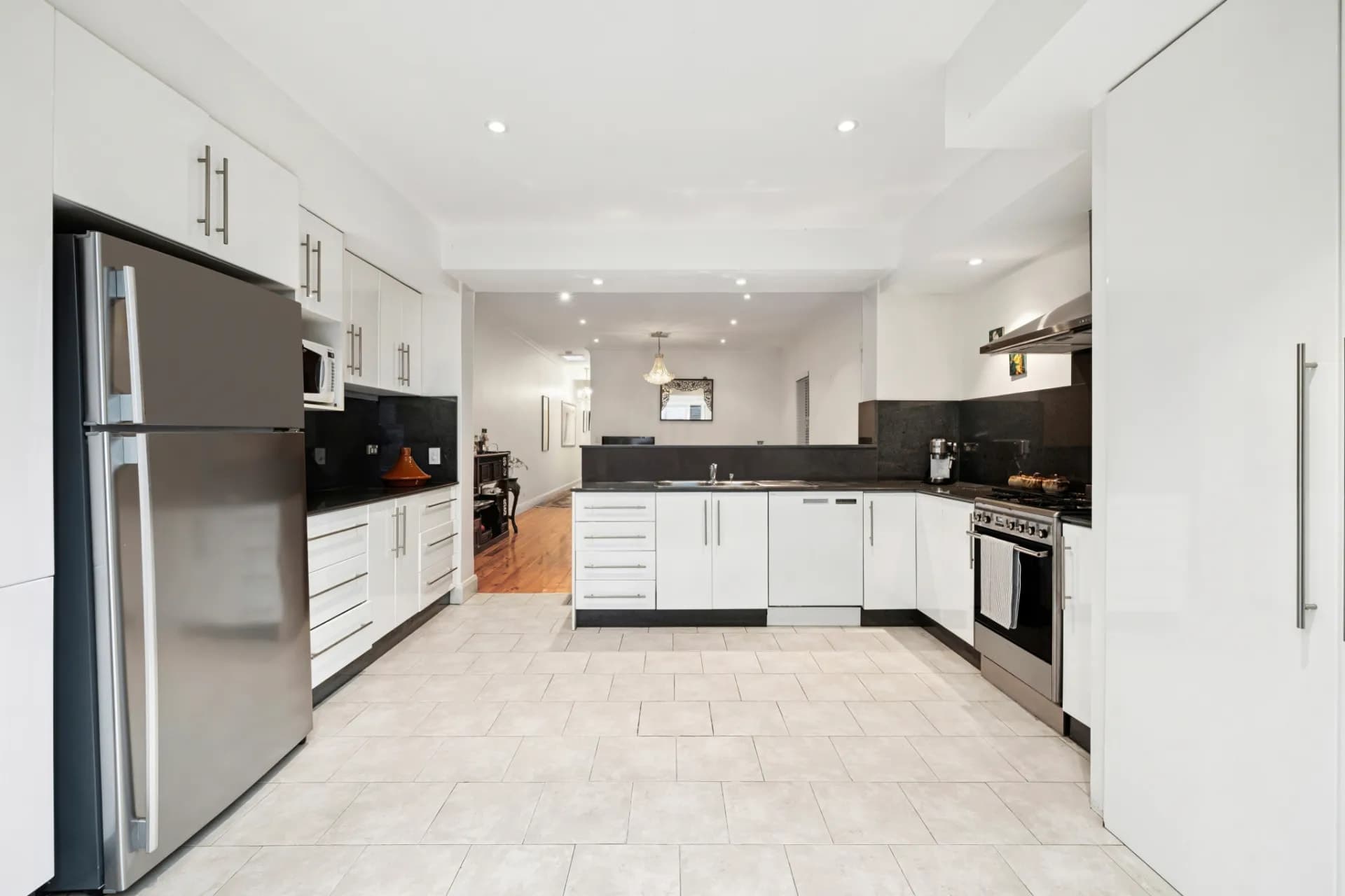 2 Holmes Street, Maroubra., Maroubra - Thumbnail 4