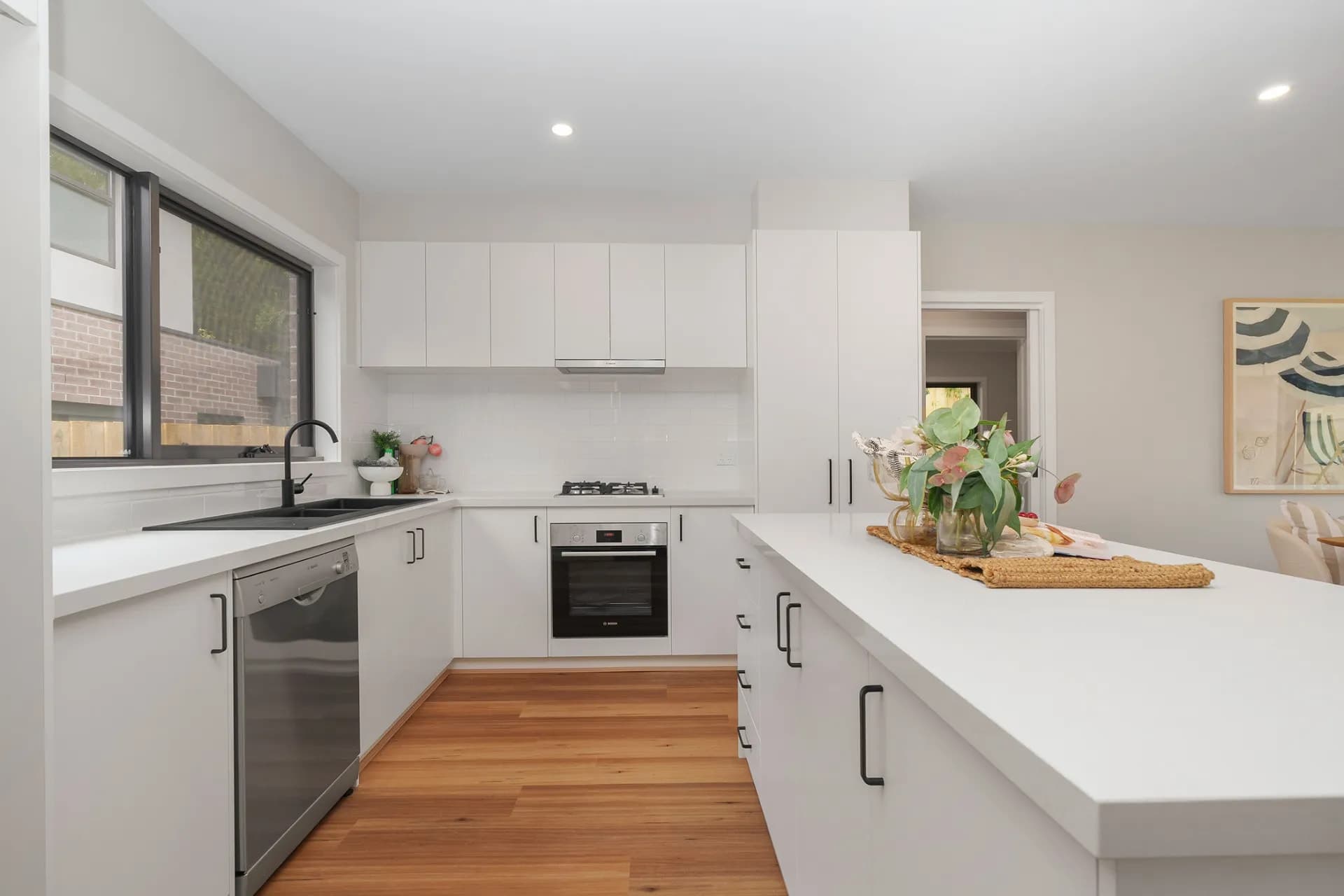60 Lomond Avenue, Kilsyth., Kilsyth - Thumbnail 2