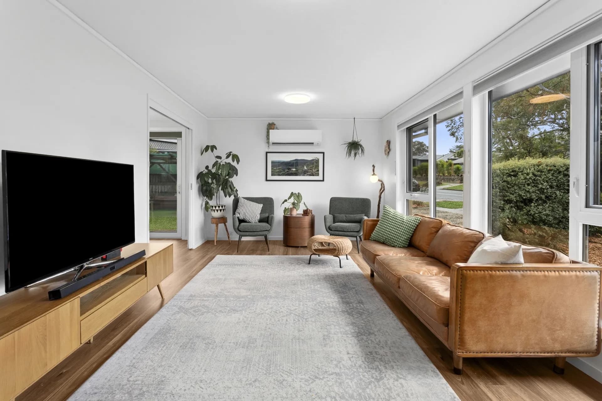 2 Biraban Place, Macquarie., Macquarie - Thumbnail 2