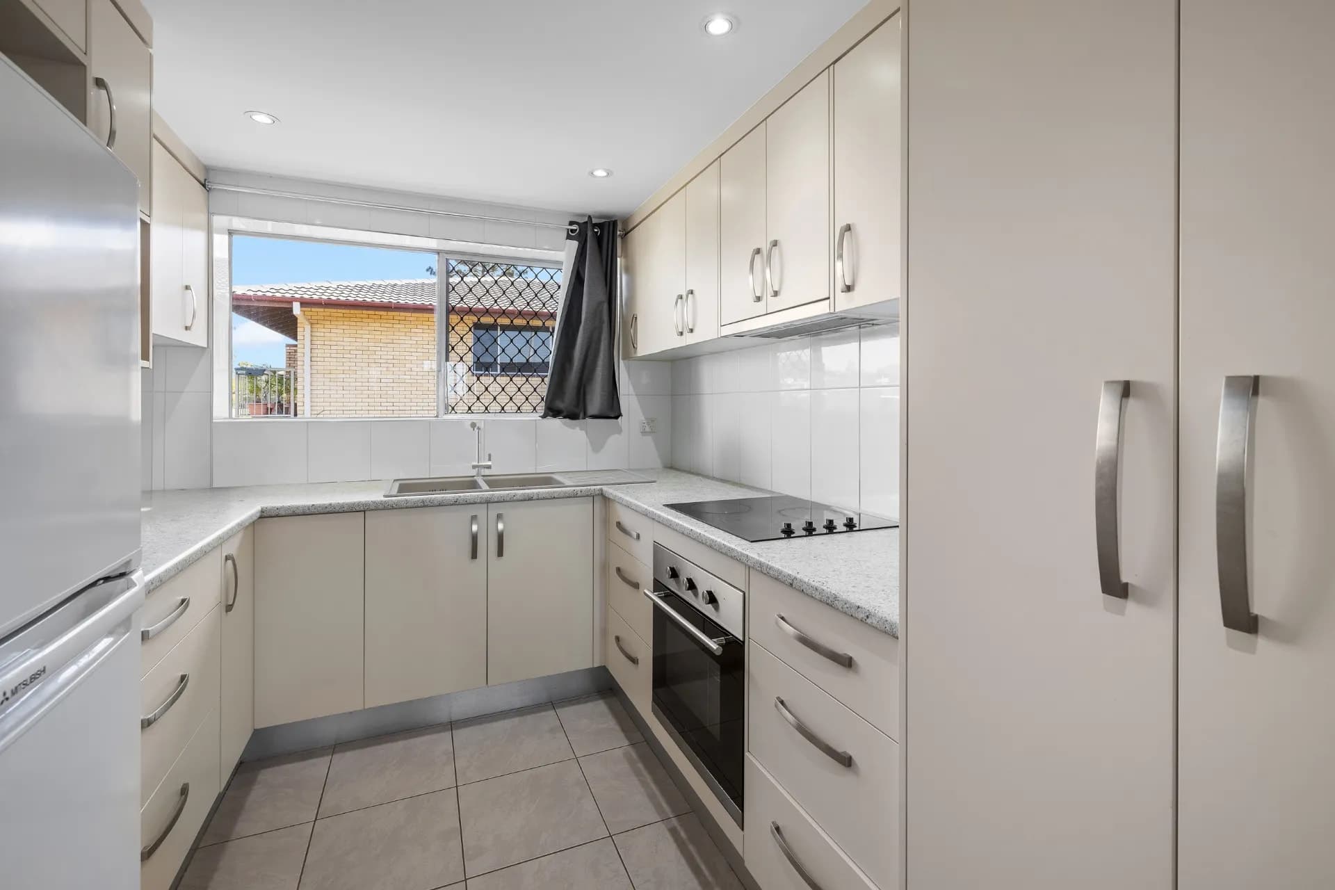 4/20 Derby Street, Coorparoo - Thumbnail 3