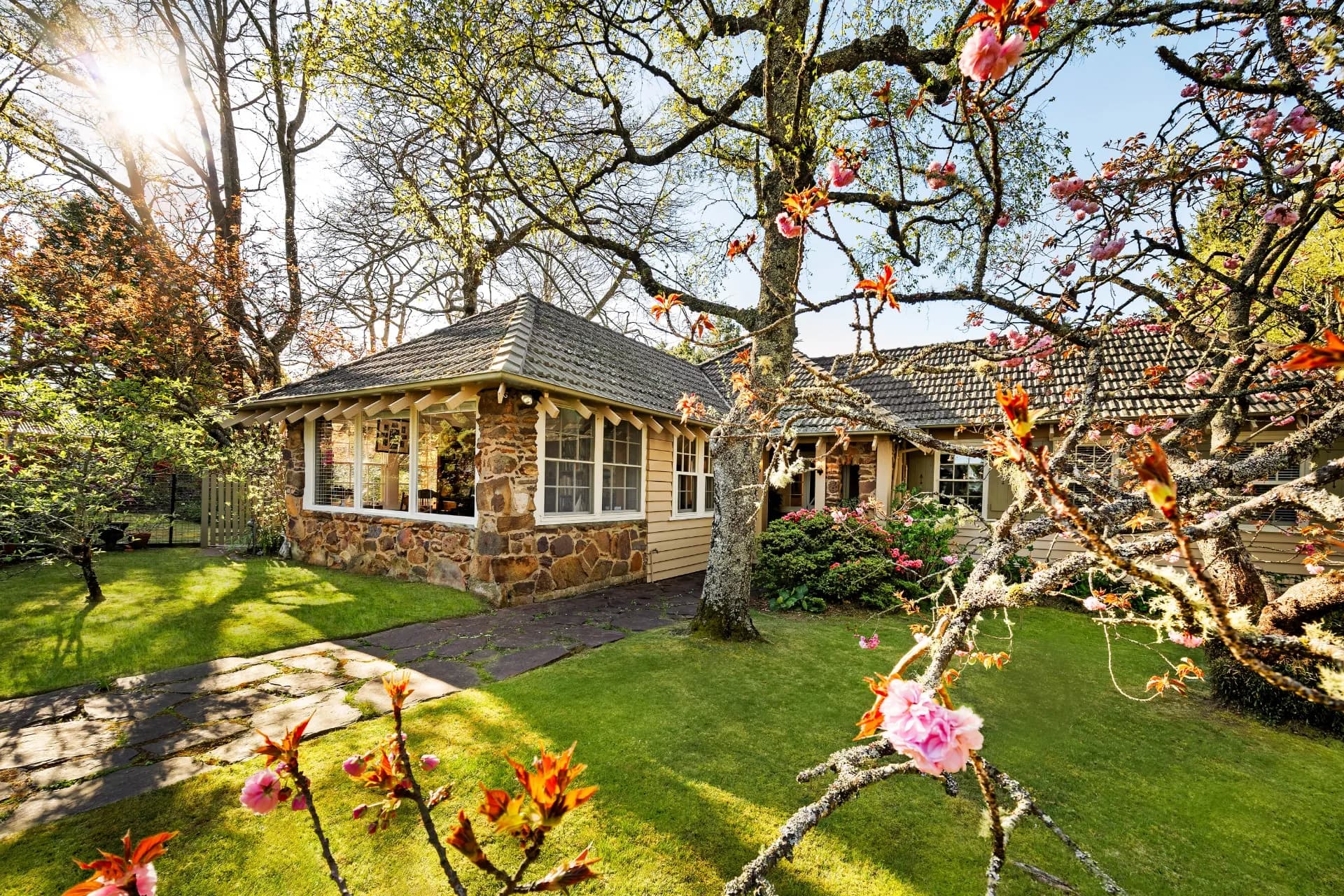 14-16 Watkins Road, Leura., Leura - Image 1