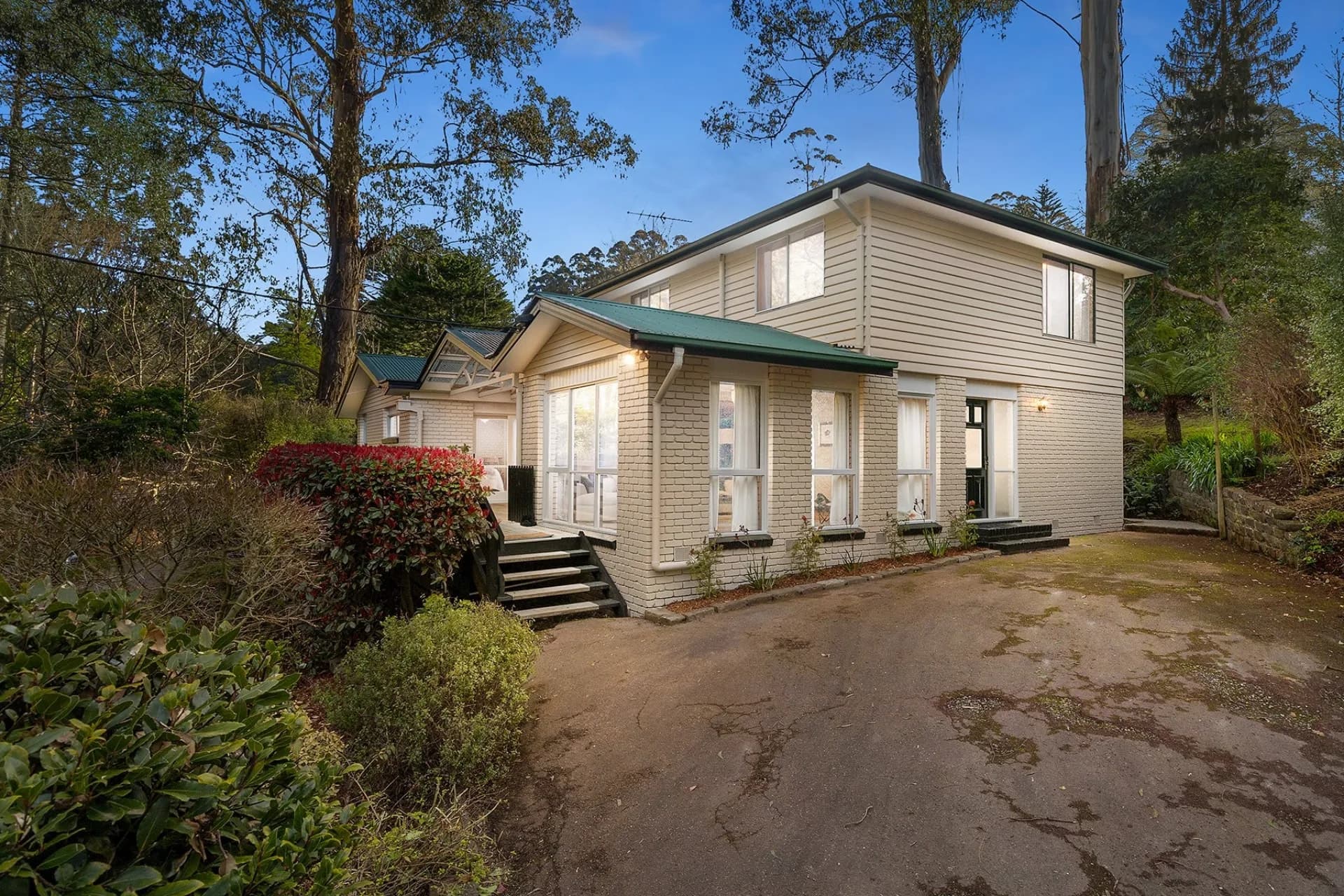 7 Fern Glen Avenue, Mount Dandenong - Image 1