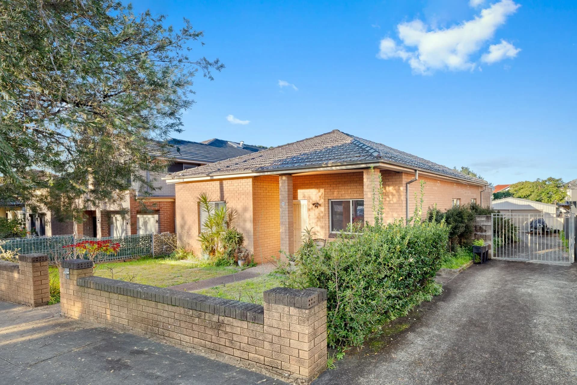10 Myalora  Street, Russell Lea., Russell Lea - Thumbnail 2