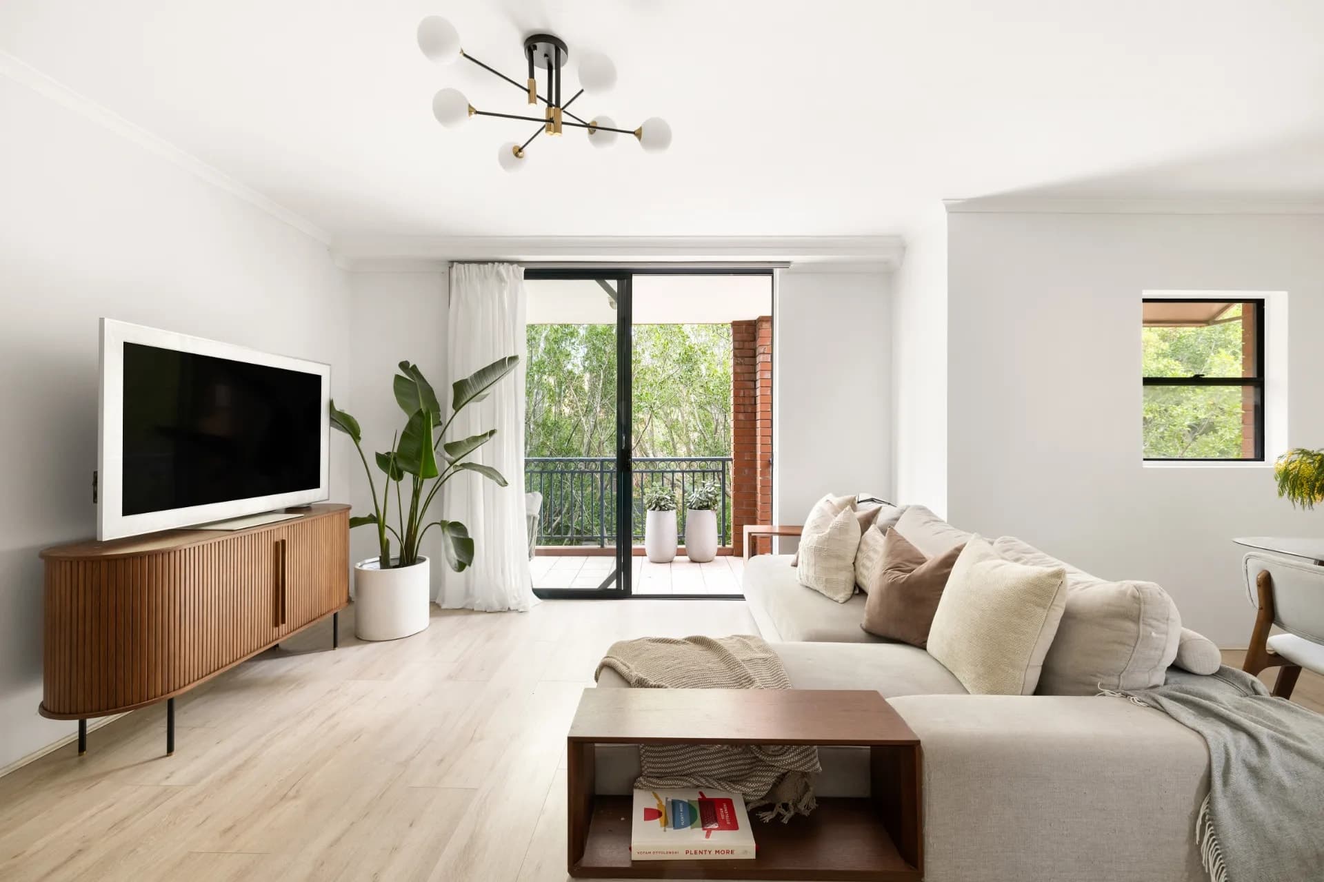 94/3 Hyam Street, Balmain., Balmain - Thumbnail 2