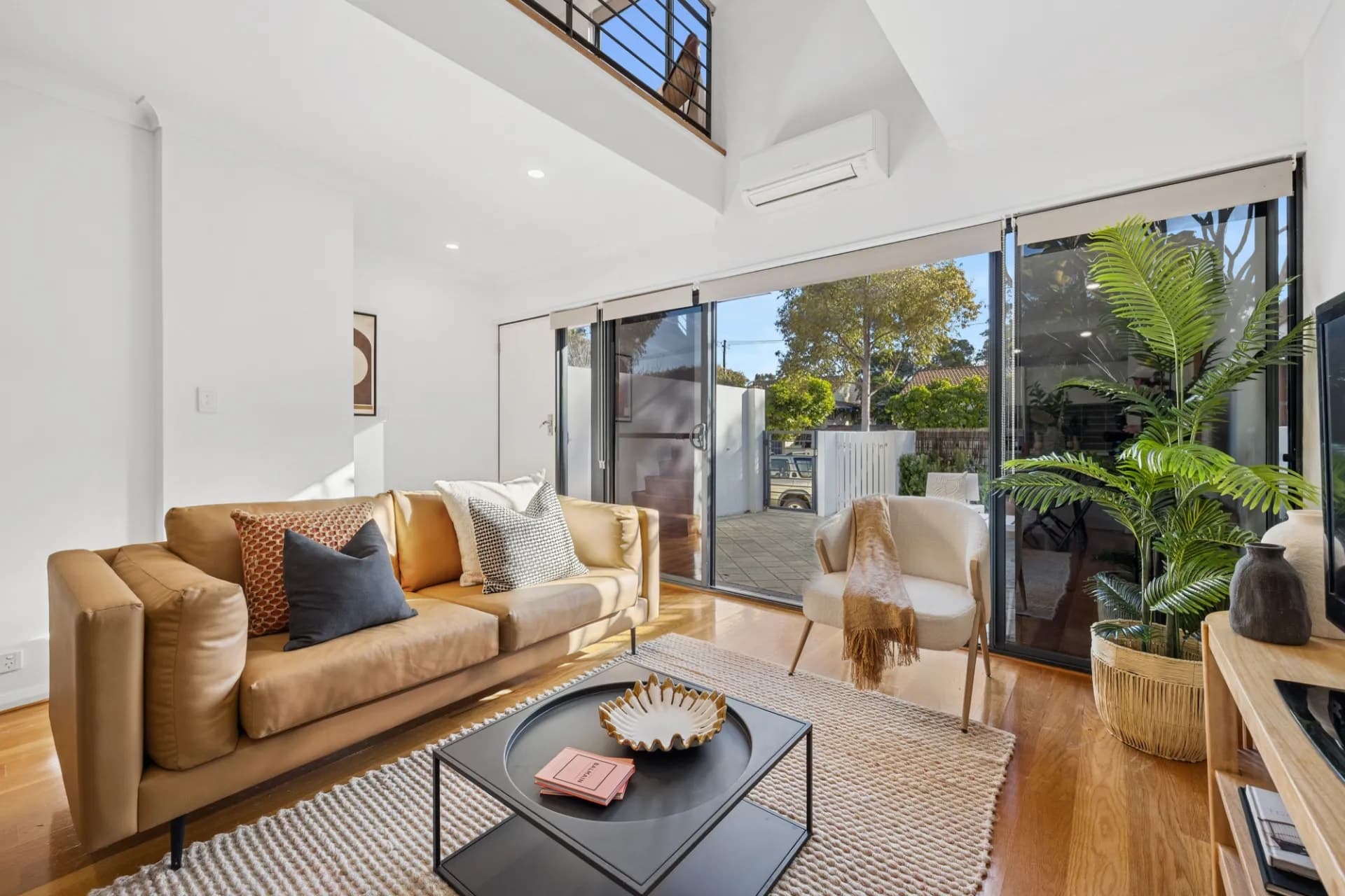 1/318 Oxford Street, Leederville - Image 1