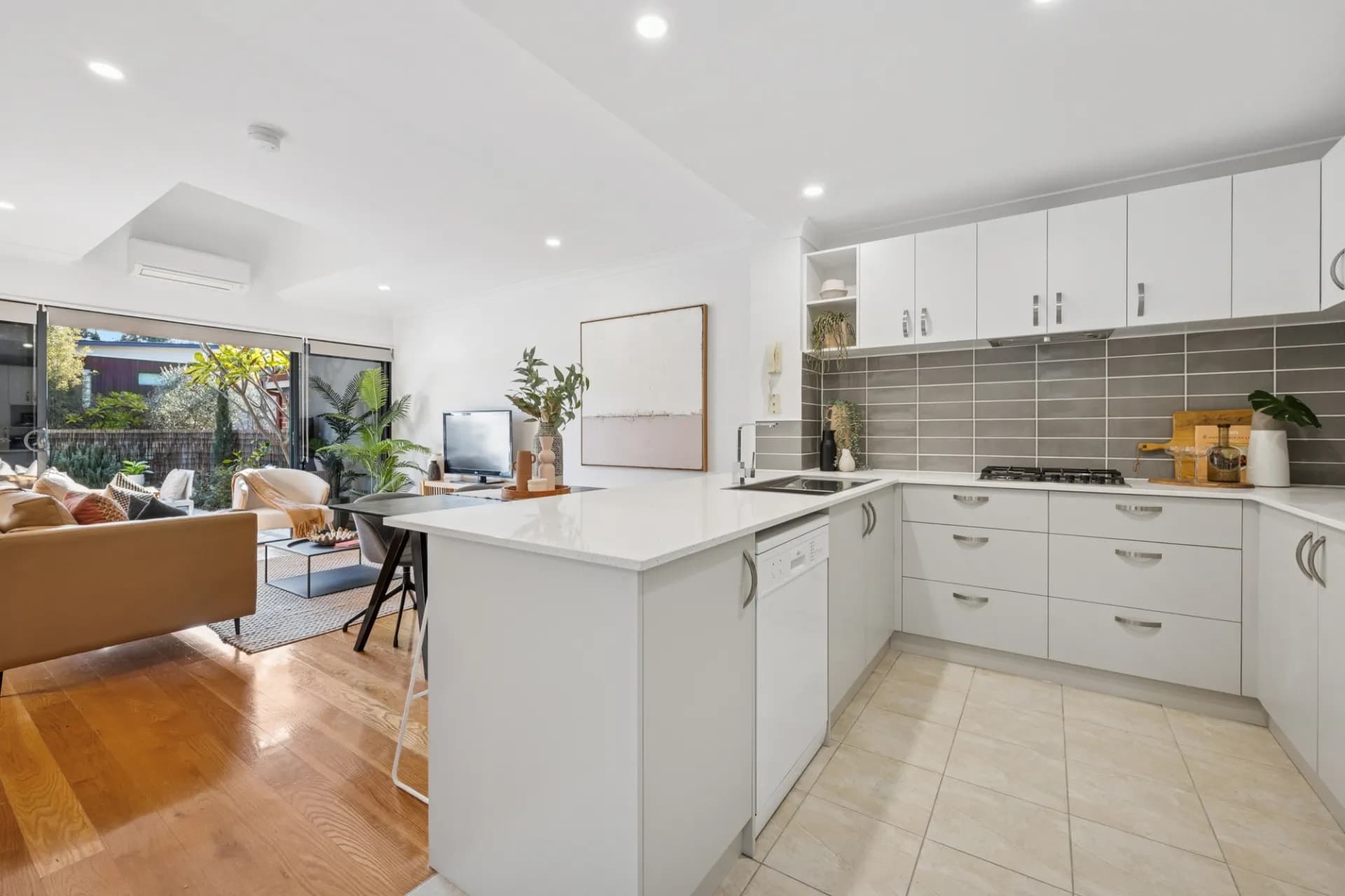 1/318 Oxford Street, Leederville - Thumbnail 7