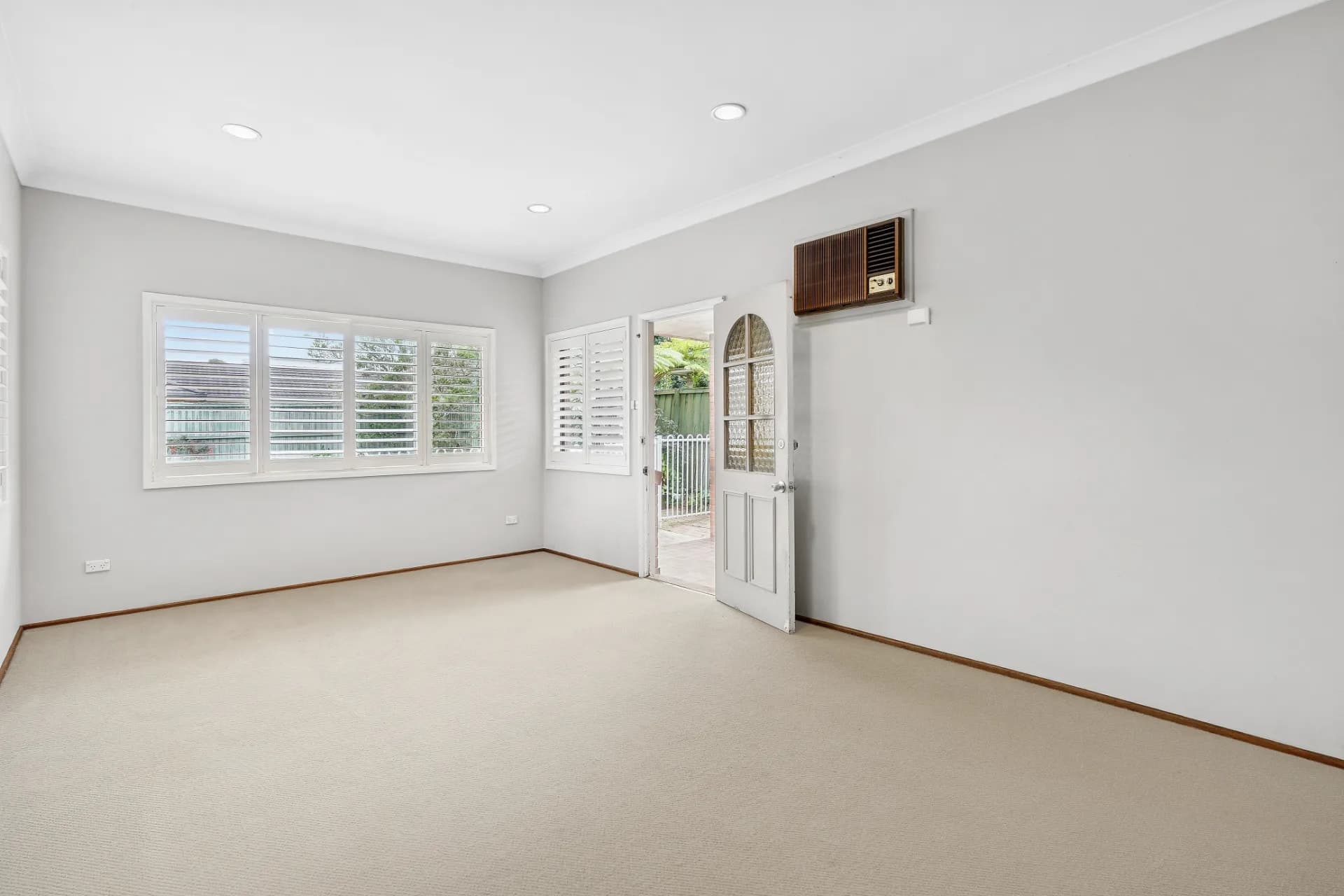 212 North Road, Eastwood., Eastwood - Thumbnail 5
