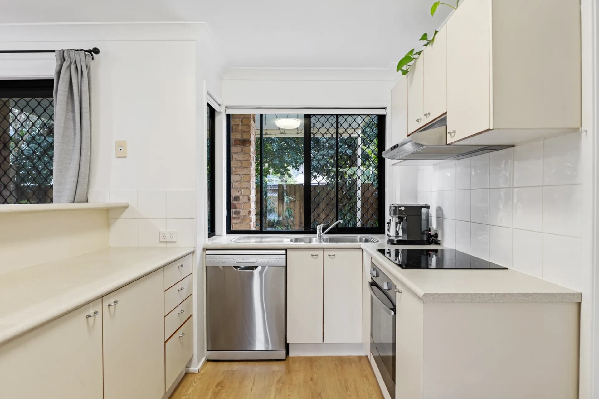 6/235 Albany Creek  Road, Bridgeman Downs - Thumbnail 8