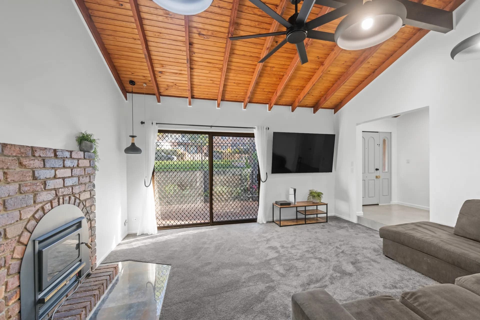 67 Corrofin Street, Ferny Grove - Thumbnail 4