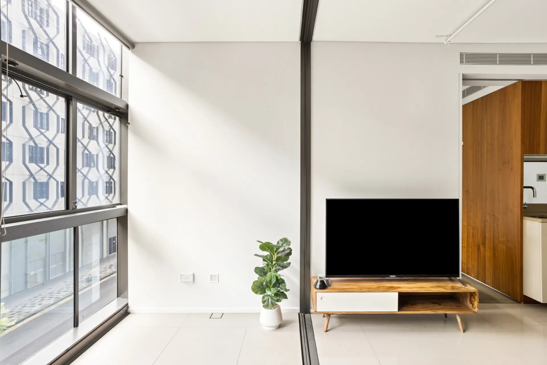 304/8 Park Lane, Chippendale., Chippendale - Thumbnail 4