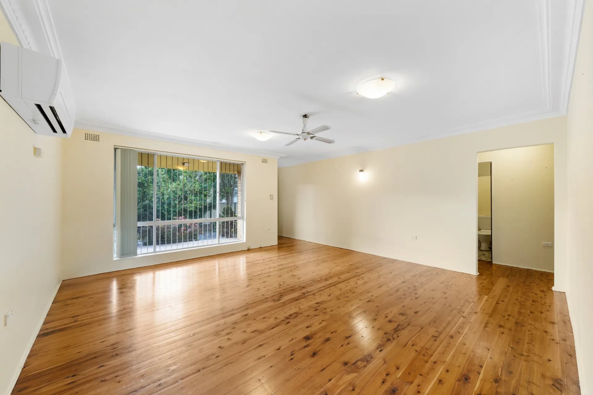 2/5-7 Loch Street, Campsie., Campsie - Thumbnail 3