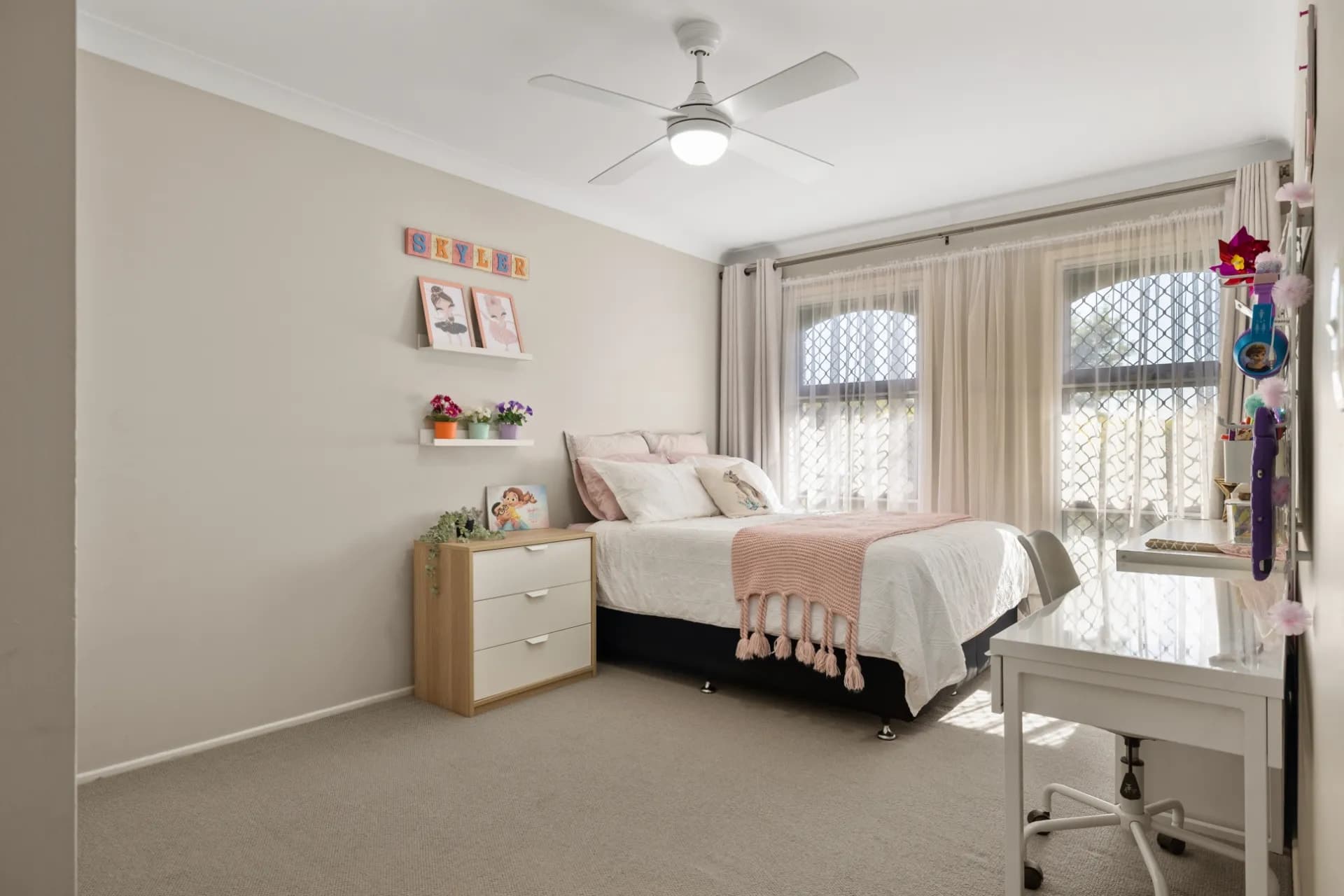 37 Jardine Drive, Springwood., Springwood - Thumbnail 7