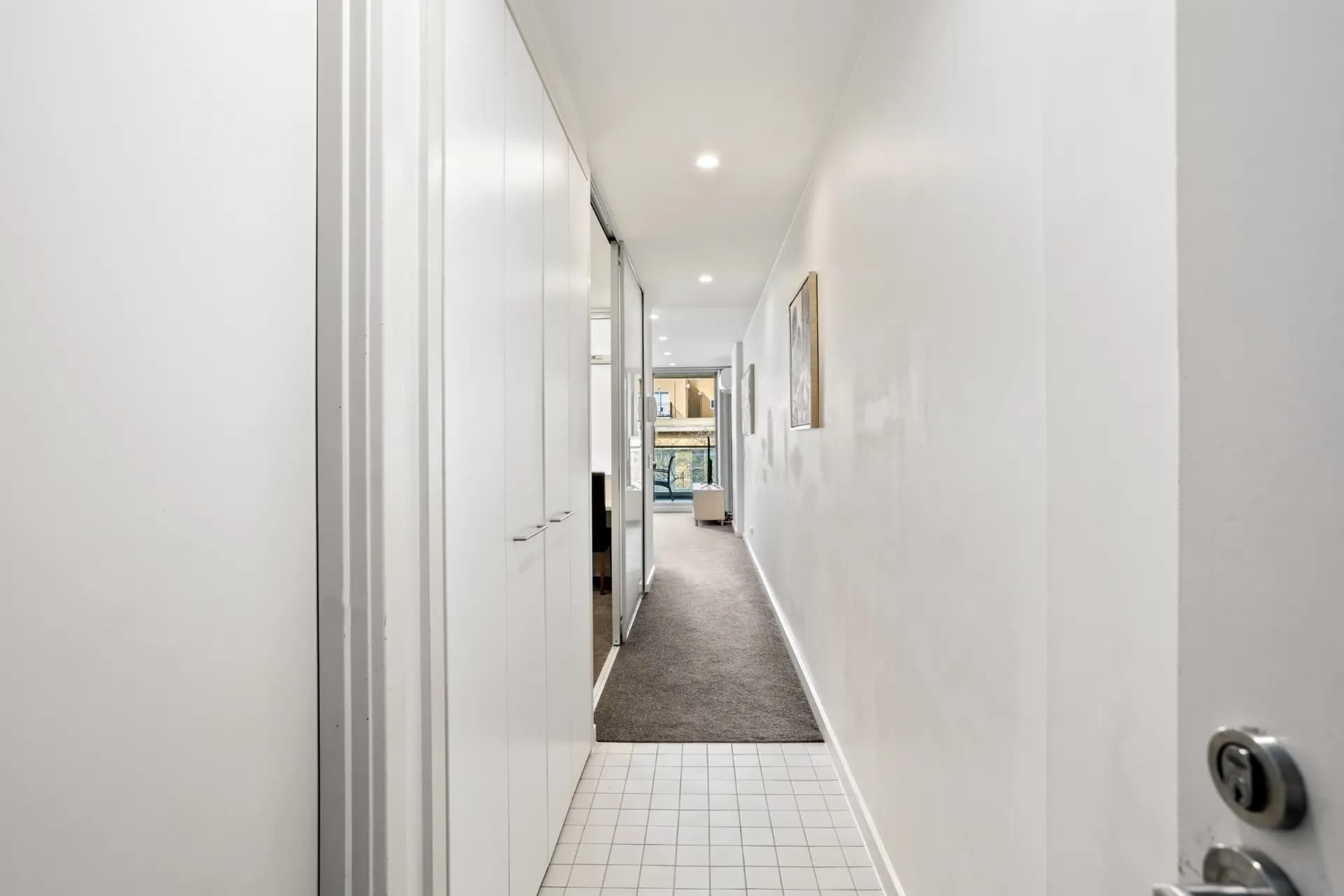 417/185 Morphett Street, Adelaide., Adelaide - Thumbnail 3