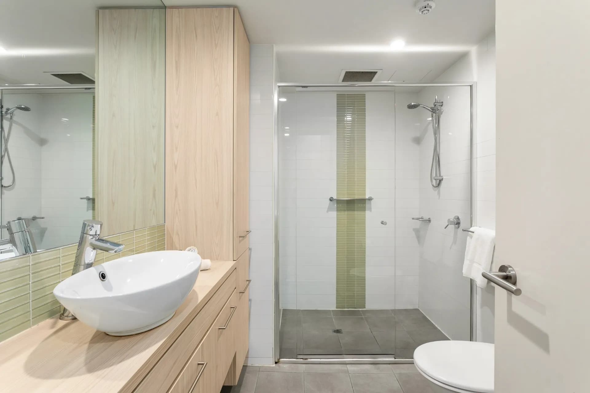417/185 Morphett Street, Adelaide., Adelaide - Thumbnail 8