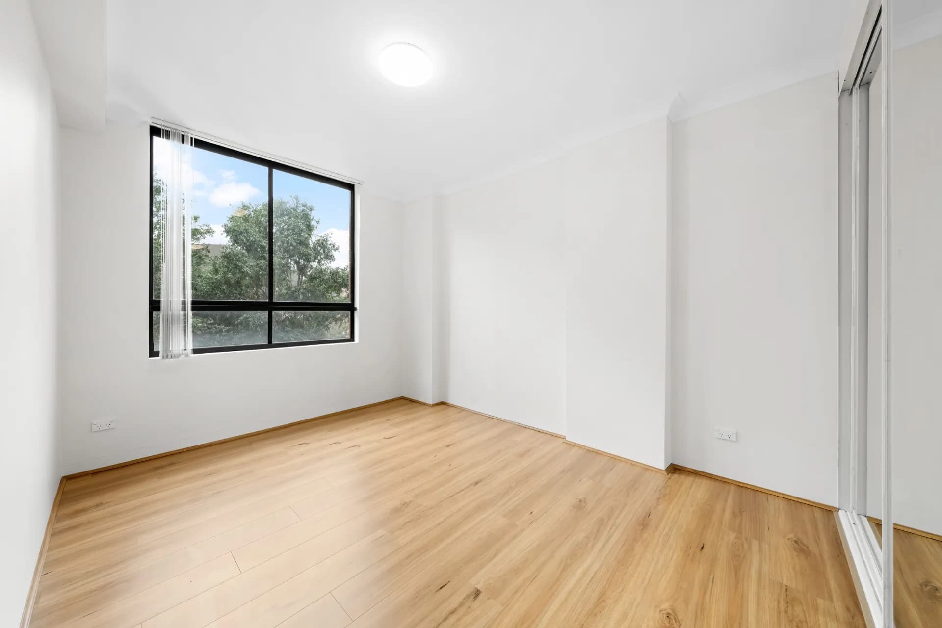 4609/57-59 Queen Street  , Auburn., Auburn - Thumbnail 7