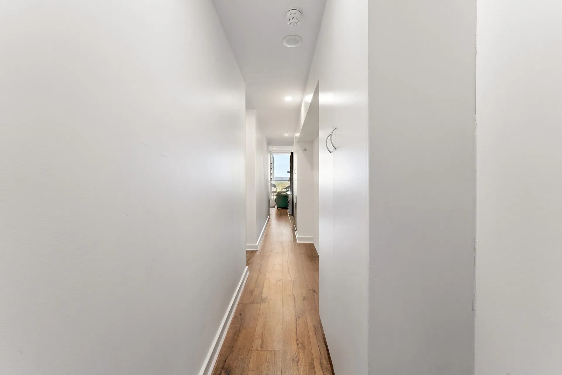 1205/10 Balfours Way, Adelaide., Adelaide - Thumbnail 3