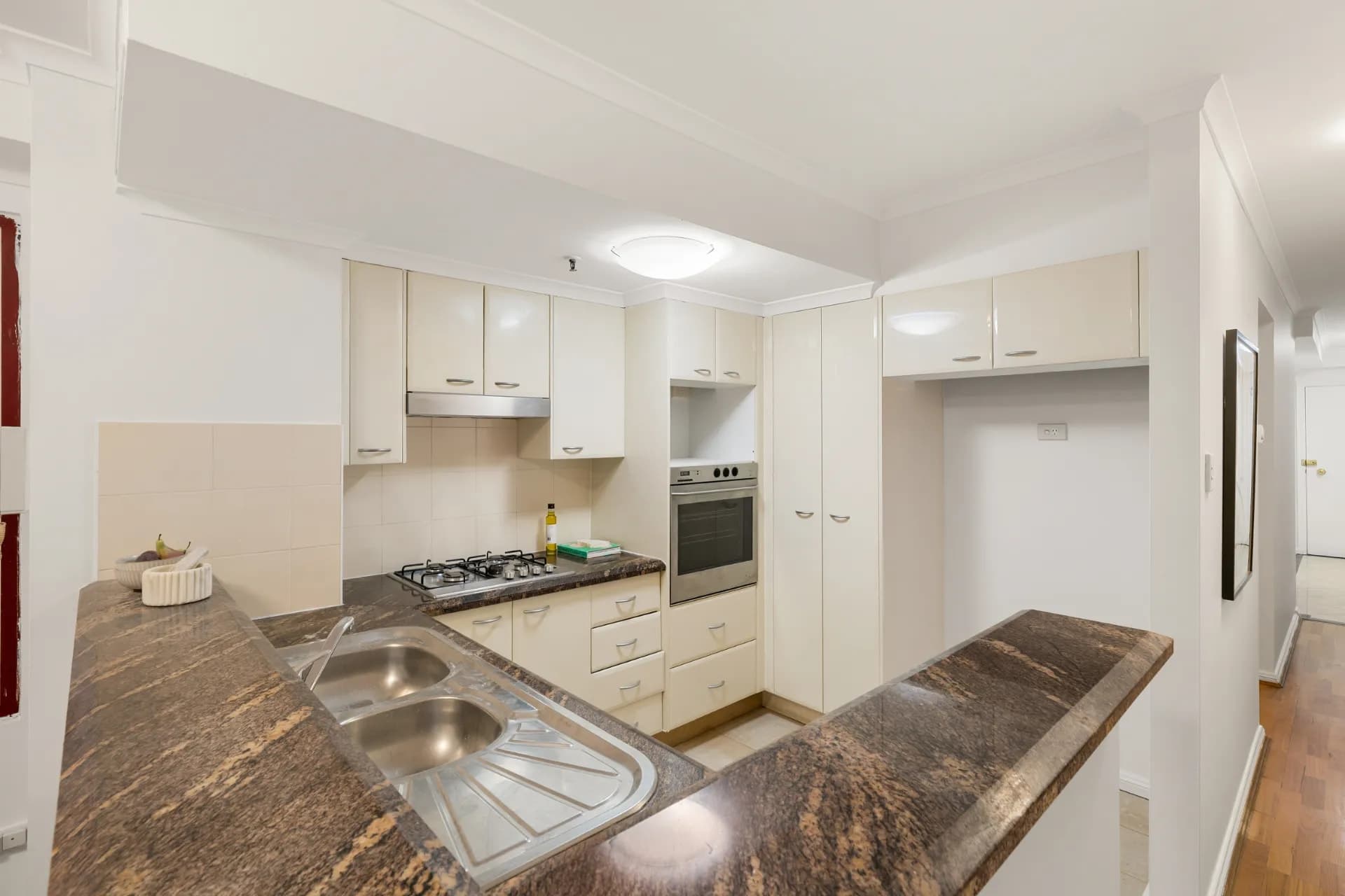225/158-166 Day Street, Sydney., Sydney - Thumbnail 7
