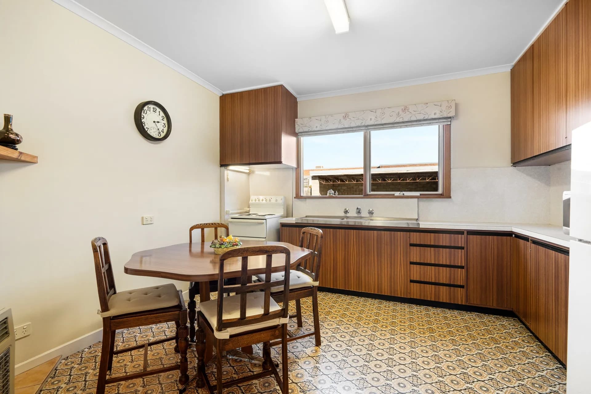 1 Hope Street, Geelong West - Thumbnail 2