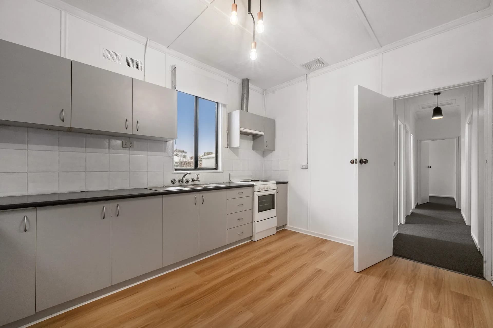19 Cooke  Terrace, Tailem Bend., Tailem Bend - Thumbnail 6
