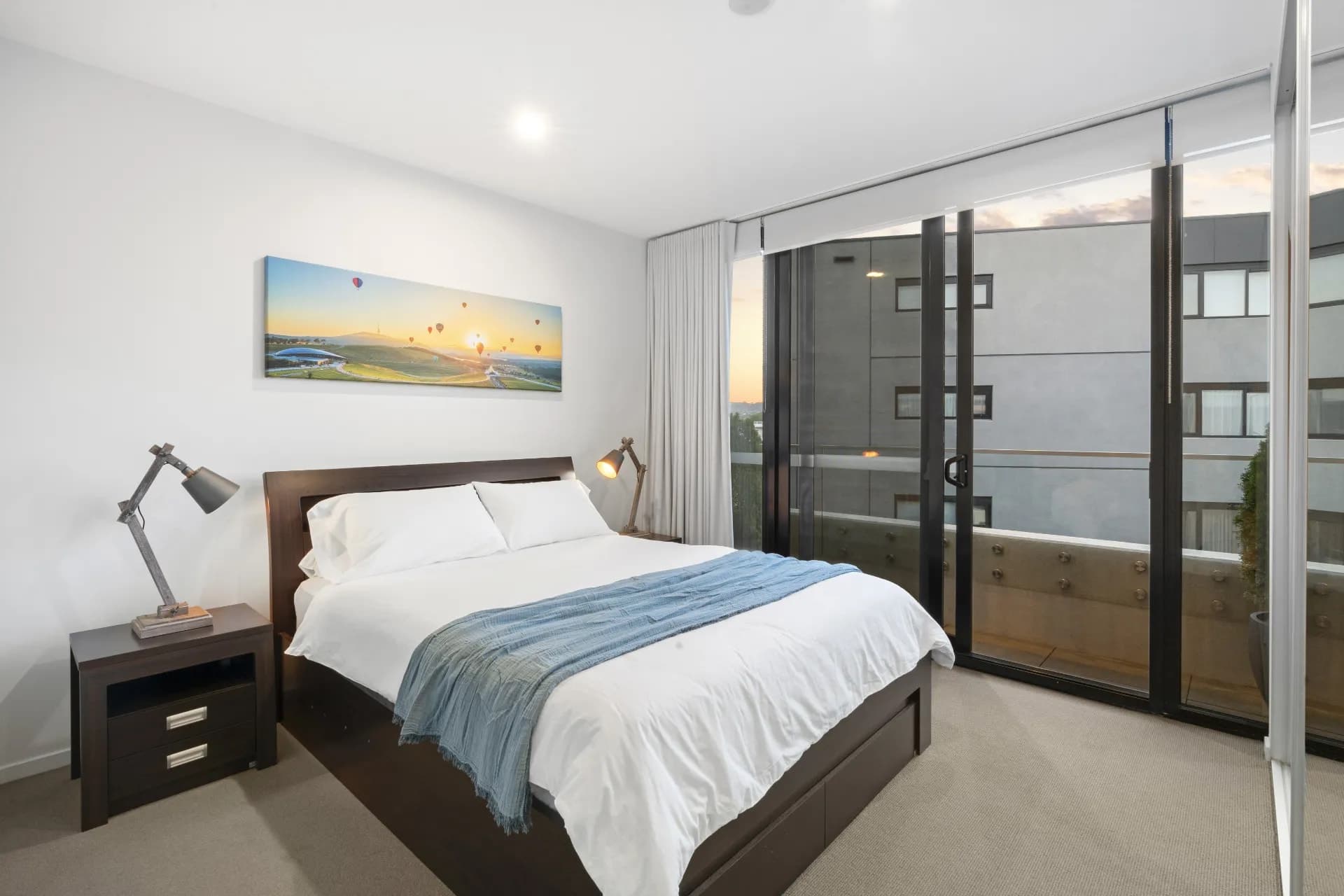 425/34 Eyre Street, Kingston., Kingston - Image 1