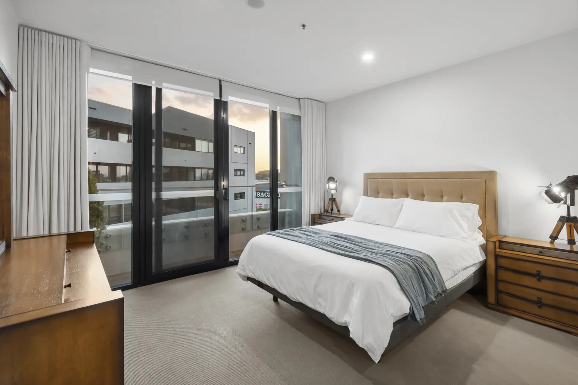425/34 Eyre Street, Kingston., Kingston - Thumbnail 3