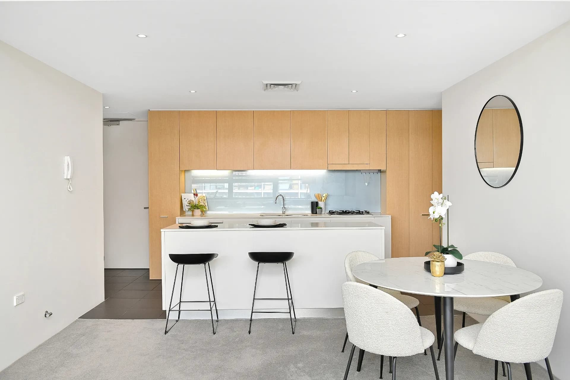 704E/103-105 Doncaster Avenue, Kensington., Kensington - Thumbnail 2