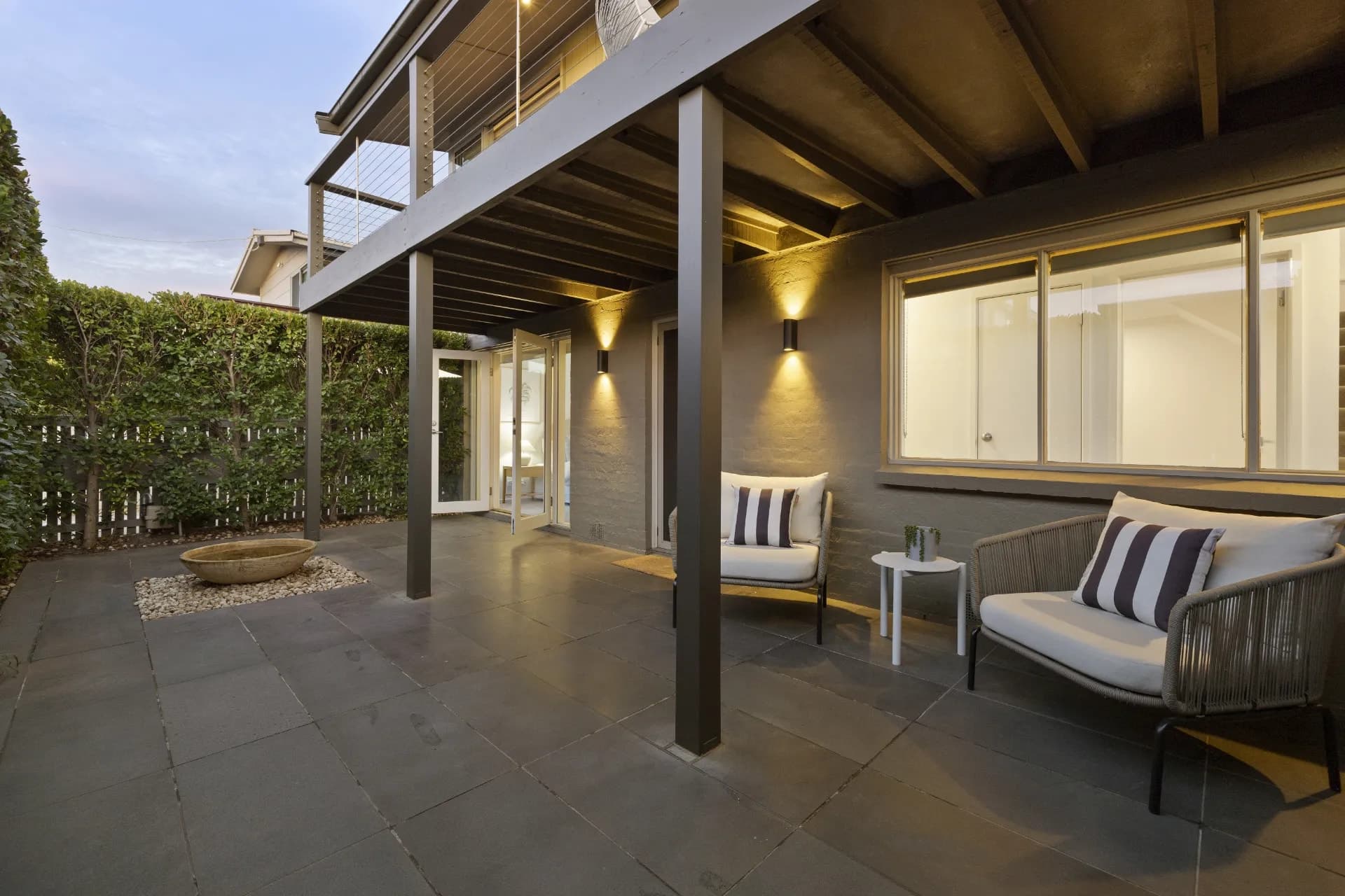 1/10 Roycroft Avenue, Aspendale., Aspendale - Thumbnail 2