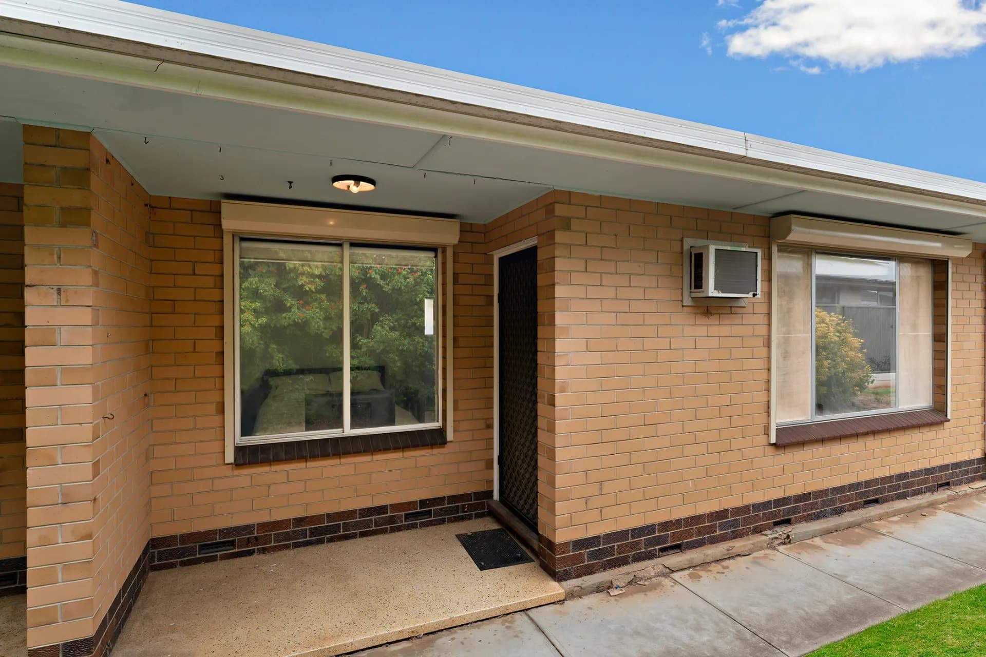 4/9 Dudley Avenue, Daw Park., Daw Park - Image 1
