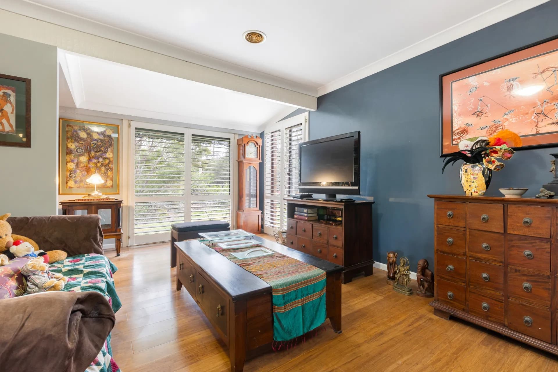 19 Gates Avenue, Katoomba., Katoomba - Thumbnail 2