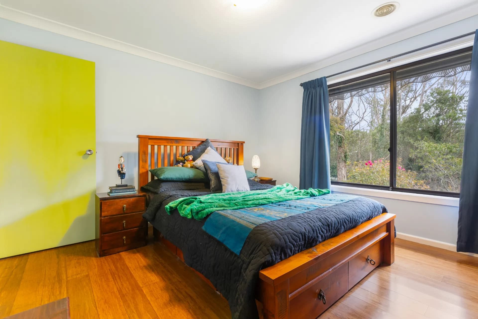 19 Gates Avenue, Katoomba., Katoomba - Thumbnail 6