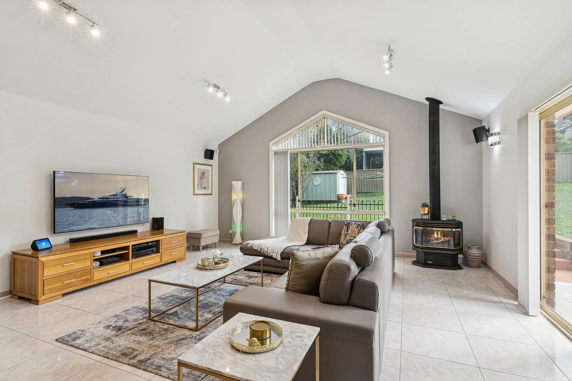 25 Alexandria Avenue, Eastwood., Eastwood - Thumbnail 3