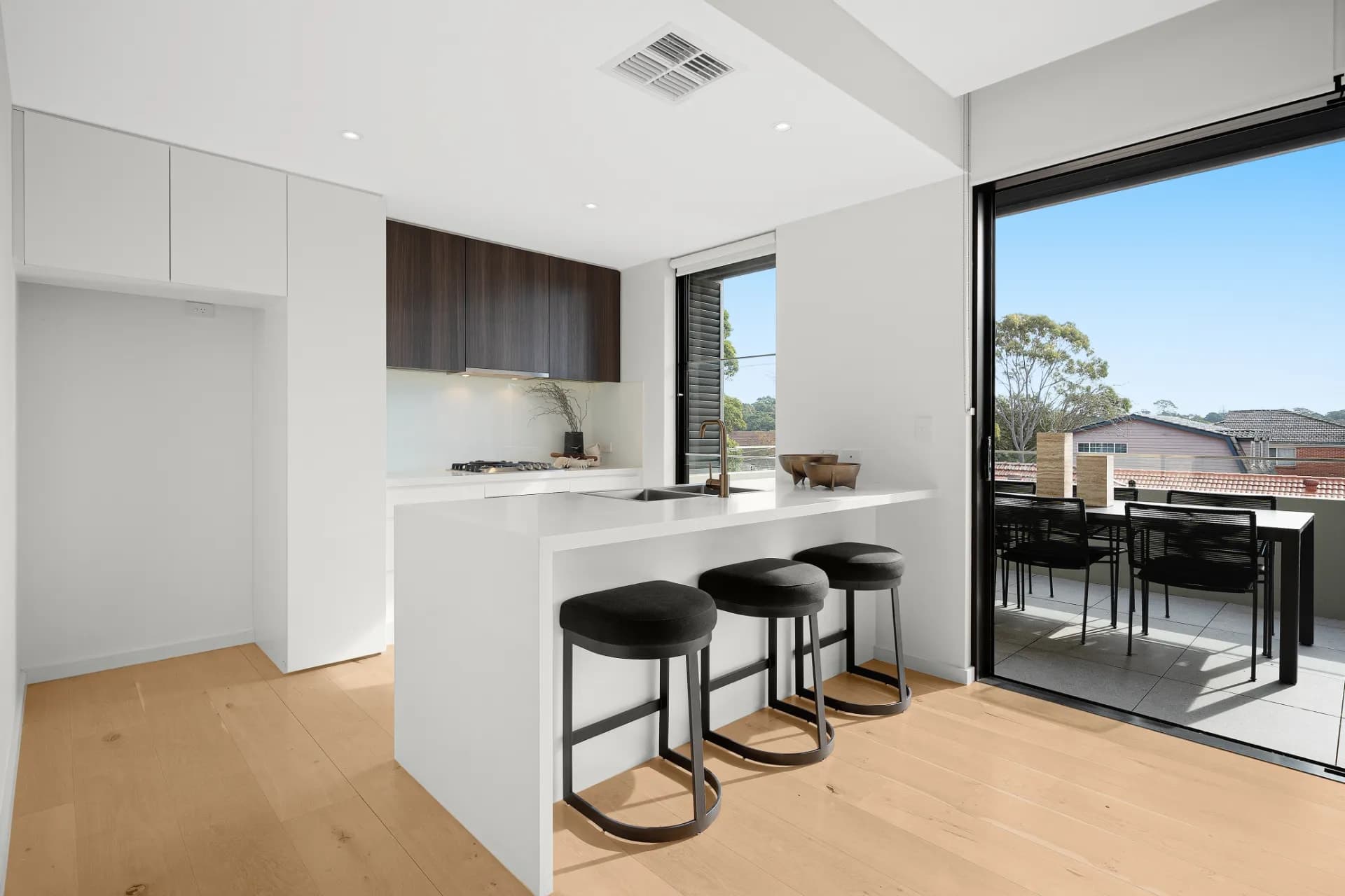 14/215-221 Victoria Avenue, Chatswood., Chatswood - Thumbnail 3