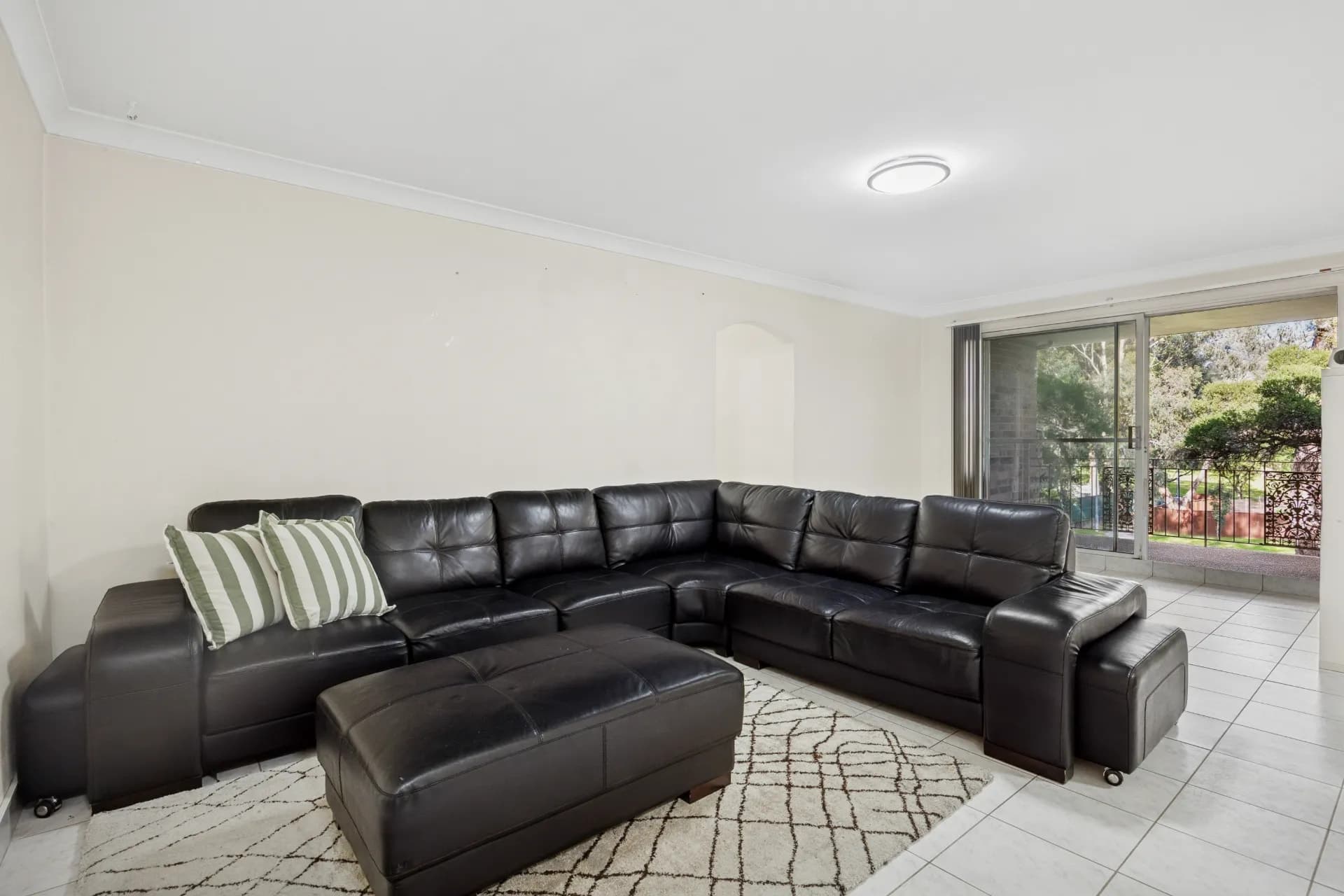 16/35-37 Jacobs  Street, Bankstown., Bankstown - Thumbnail 2