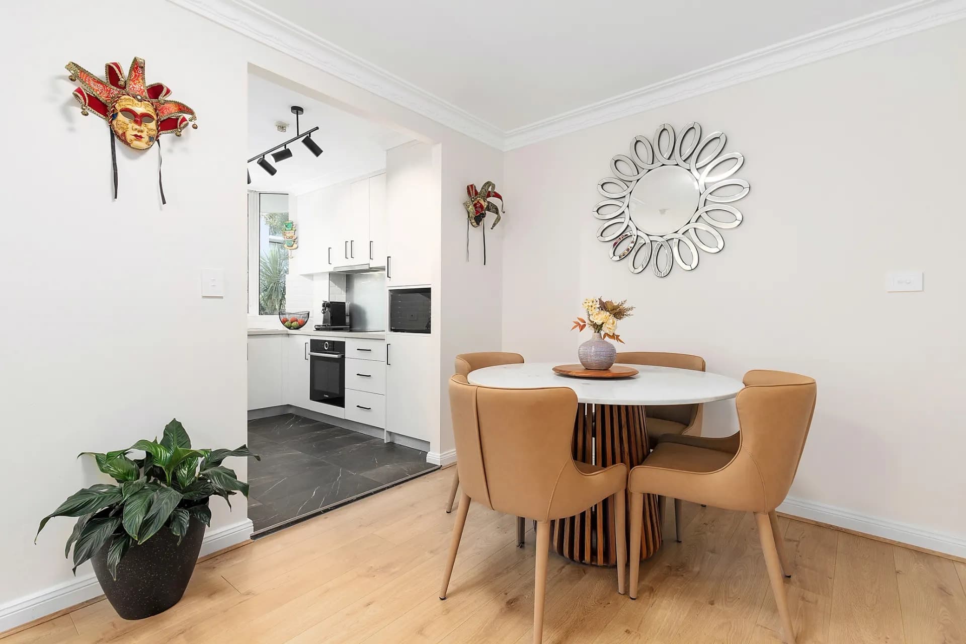 2E/1 Francis Road, Artarmon., Artarmon - Thumbnail 2