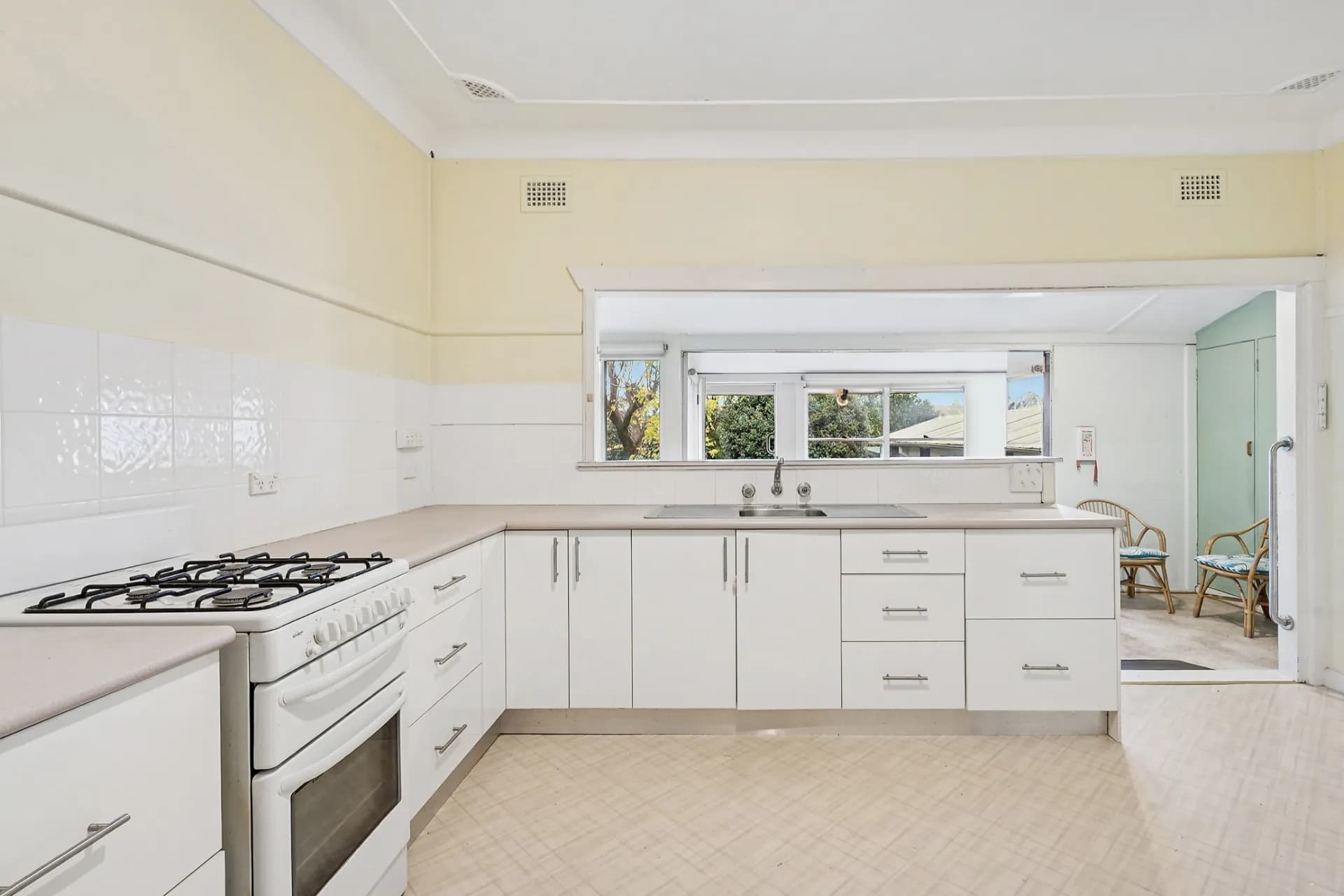 26 Avon Road, North Ryde., North Ryde - Thumbnail 5