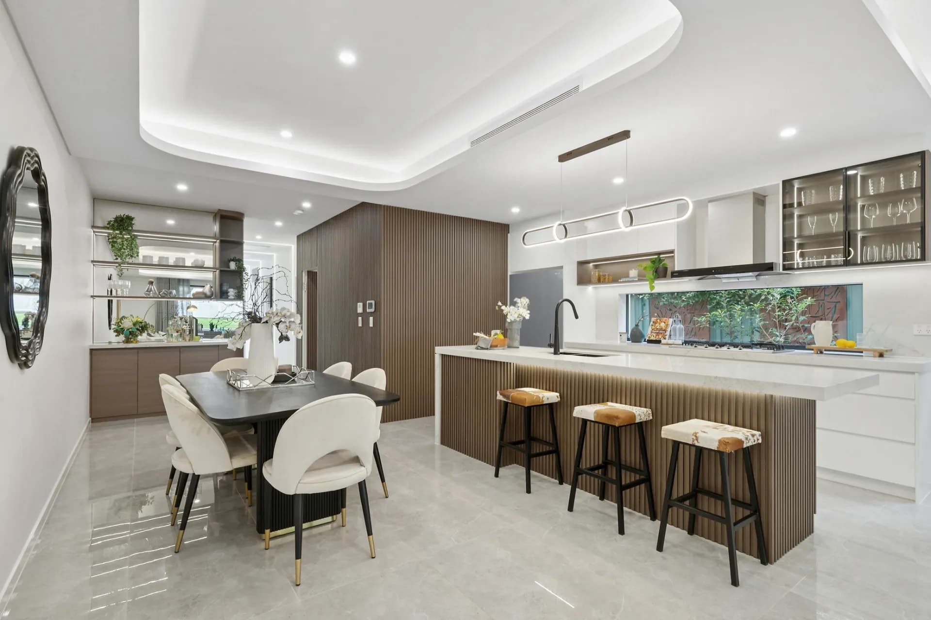 45 Oakes Avenue, Eastwood., Eastwood - Thumbnail 2